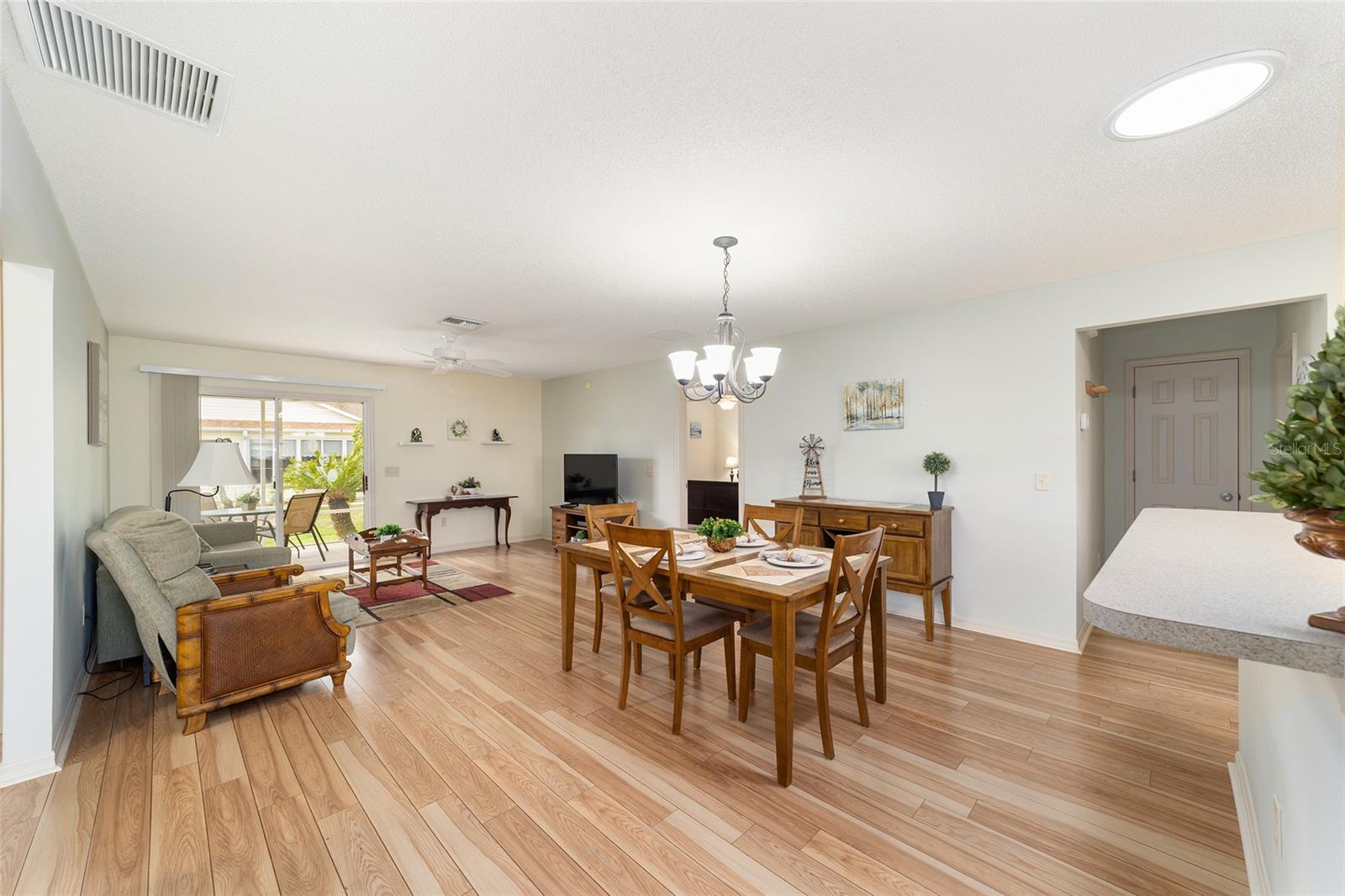 Image 9 of 43 For 17040 96th Chapelwood Circle