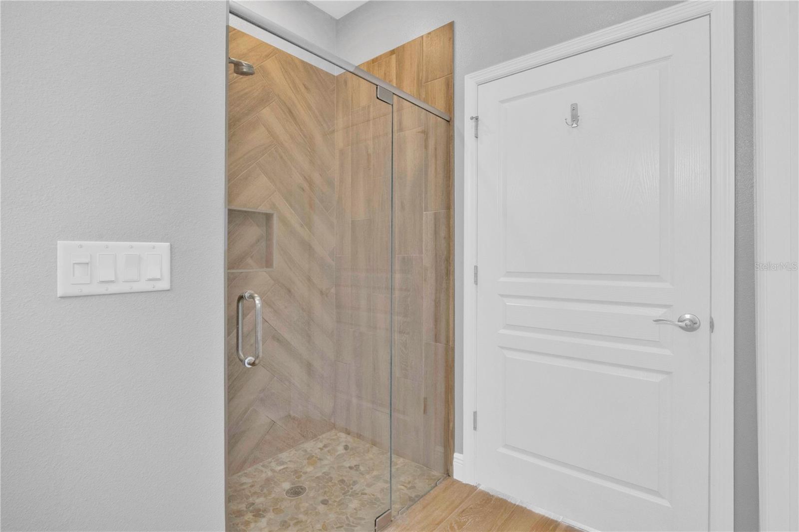 Image 11 of 24 For 36726 Alaqua Court