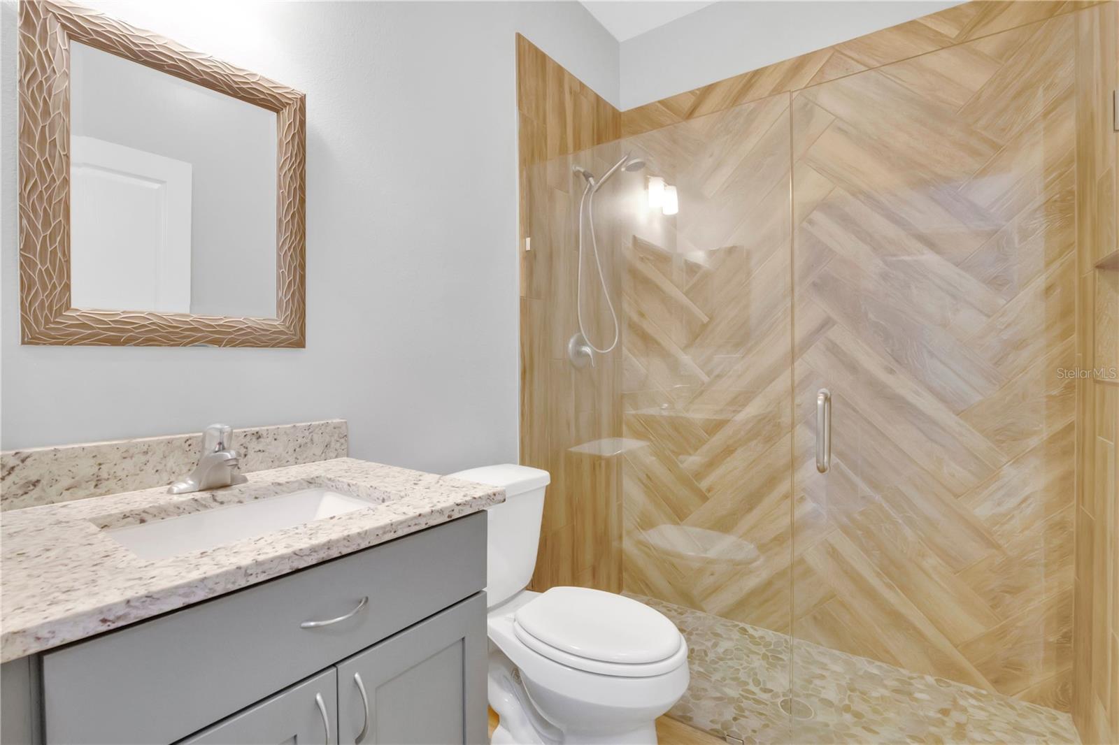 Image 19 of 24 For 36726 Alaqua Court