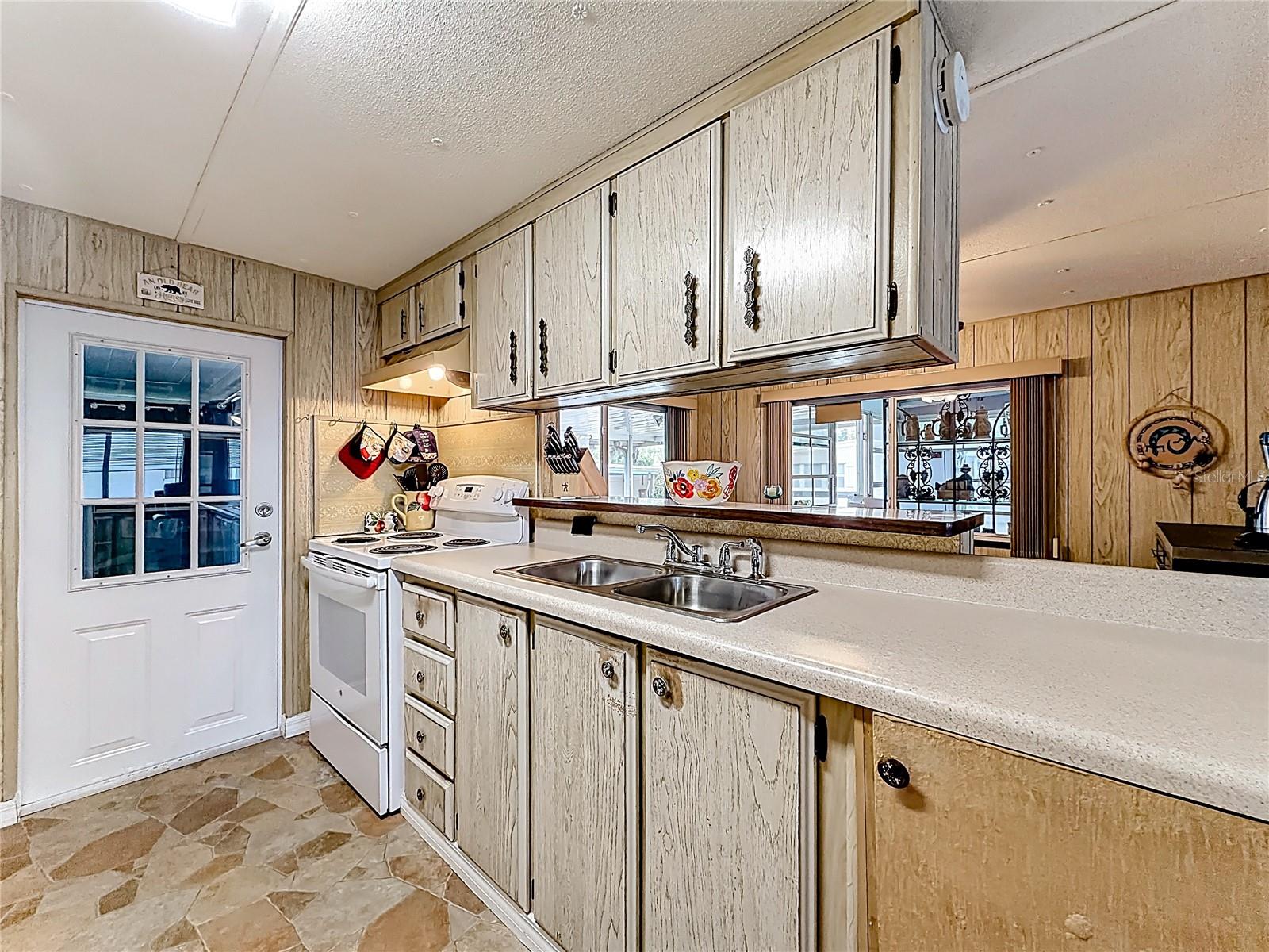 Image 13 of 44 For 634 Misti Drive