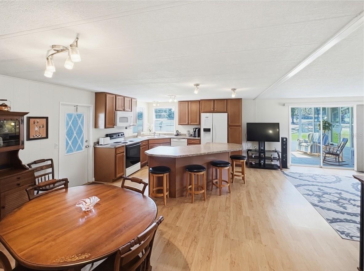 Image 13 of 38 For 5 Bobwhite Crossing