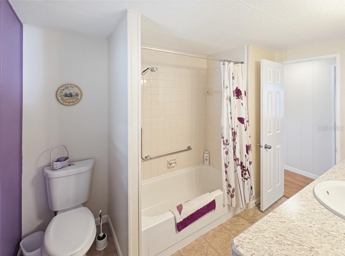 Image 23 of 38 For 5 Bobwhite Crossing