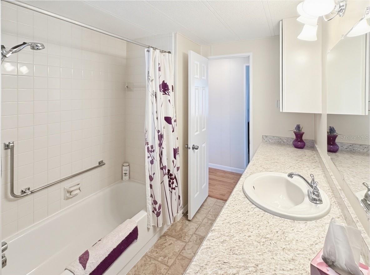 Image 24 of 38 For 5 Bobwhite Crossing