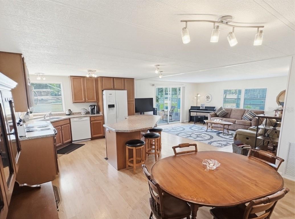 Image 9 of 38 For 5 Bobwhite Crossing