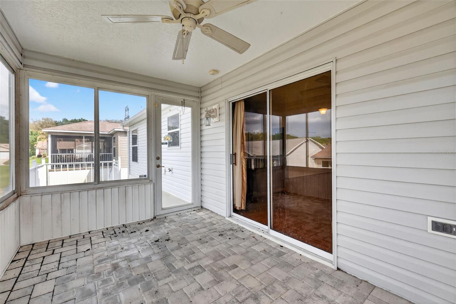 Listing photo id 25 for 287 Mercer Way
