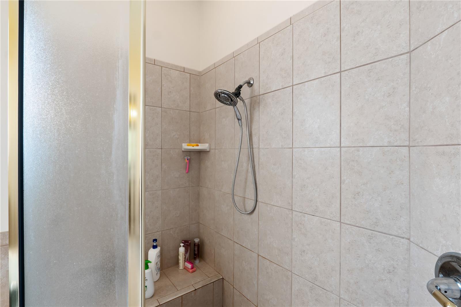 Image 28 of 52 For 5204 Greens Drive