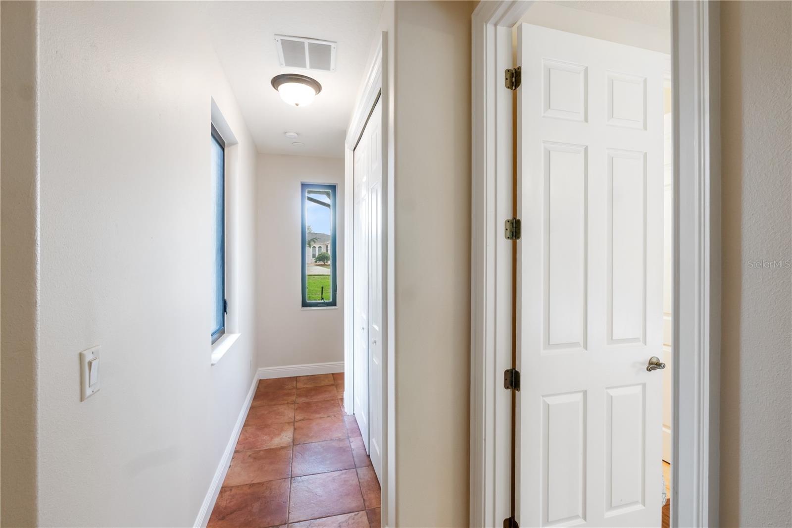 Image 29 of 52 For 5204 Greens Drive