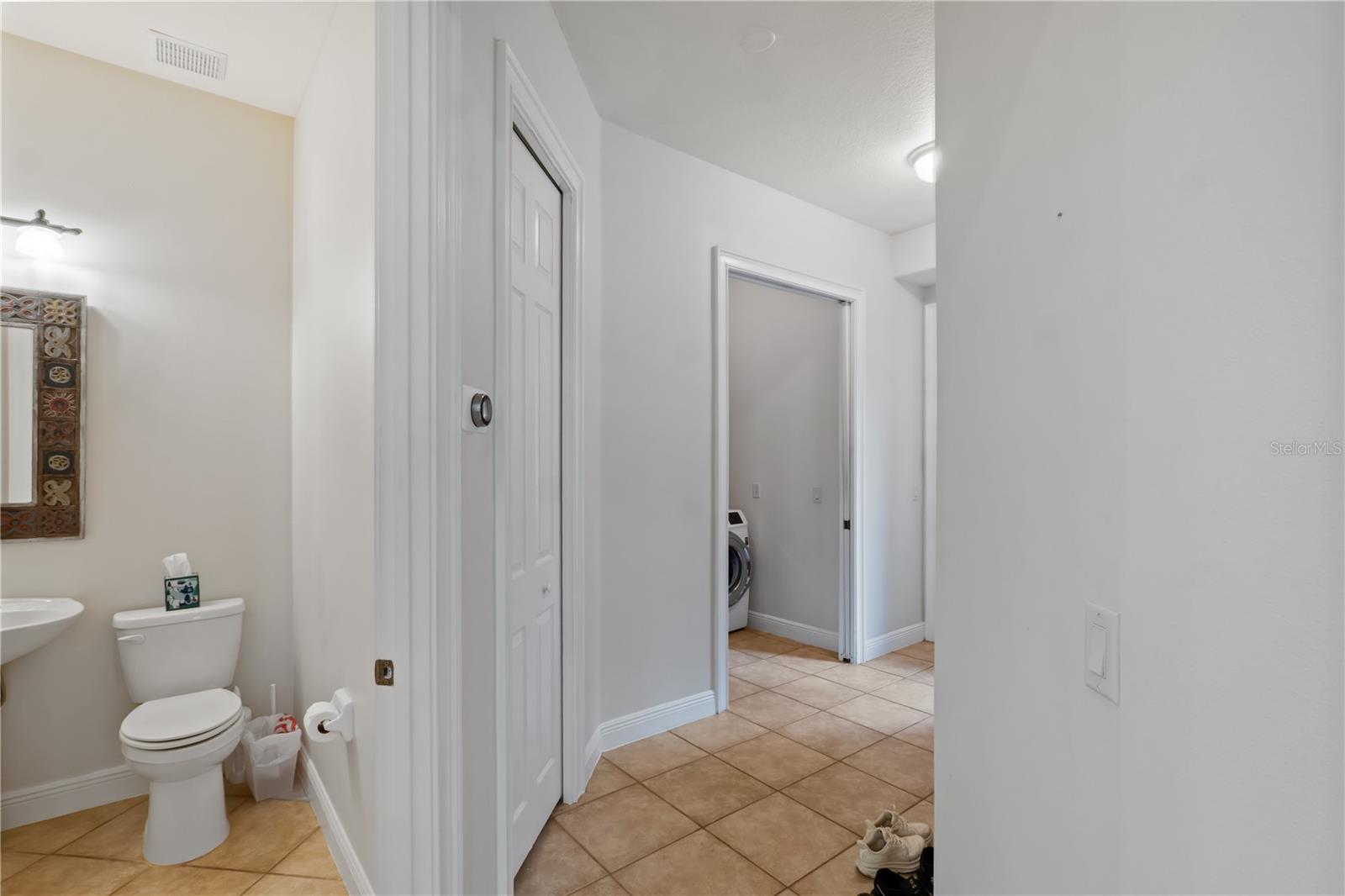 Image 36 of 52 For 5204 Greens Drive