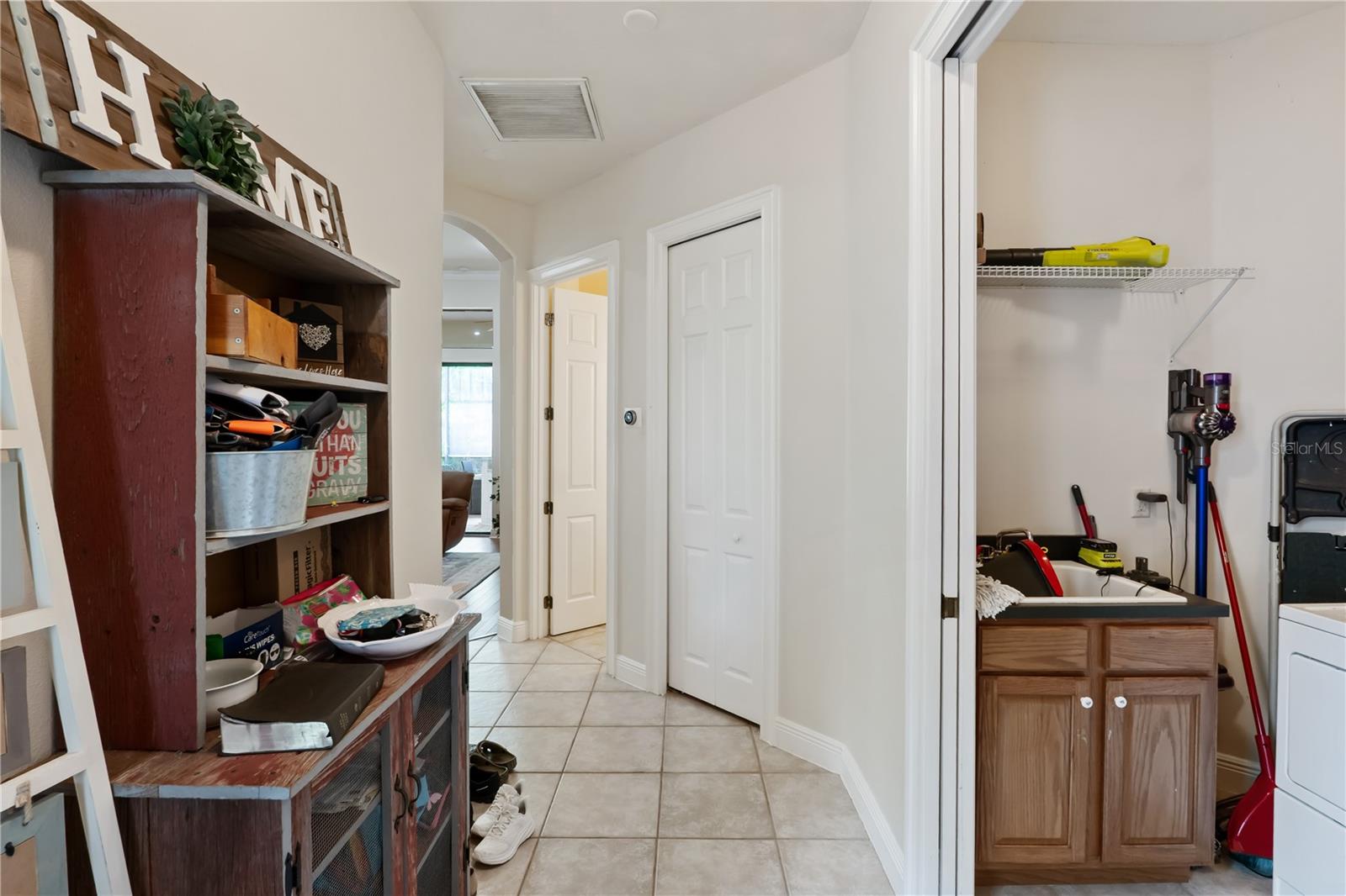 Image 37 of 52 For 5204 Greens Drive