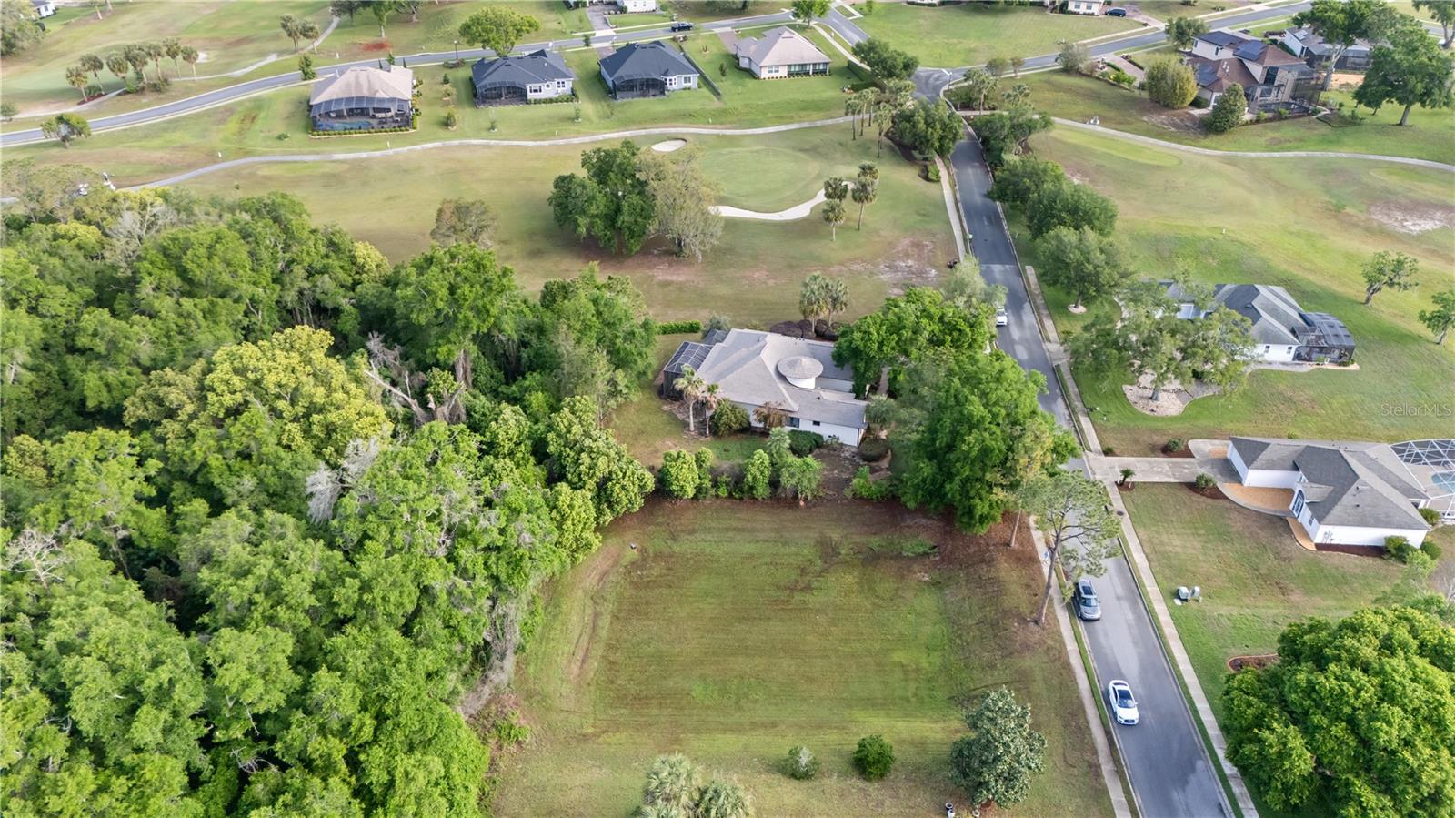 Image 4 of 52 For 5204 Greens Drive