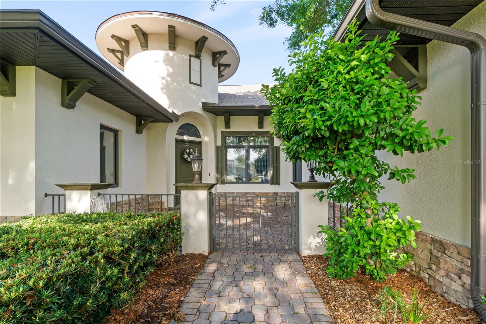 Image 7 of 52 For 5204 Greens Drive