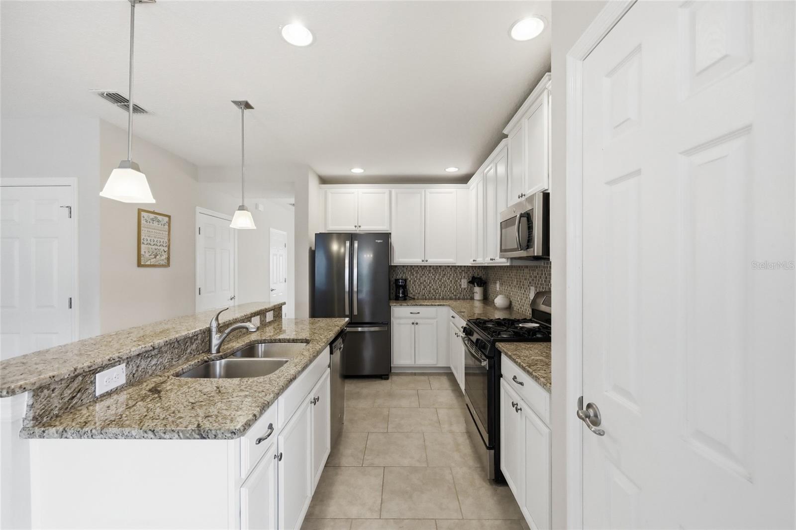 Image 16 of 62 For 1741 Bonser Road