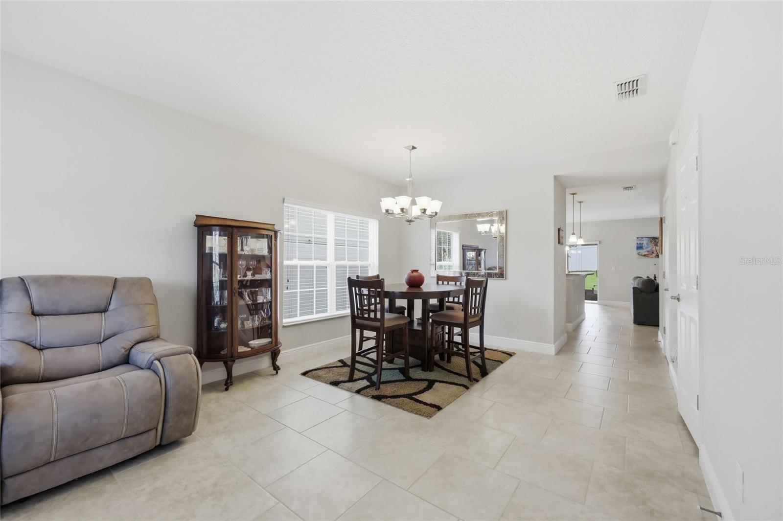 Image 7 of 62 For 1741 Bonser Road