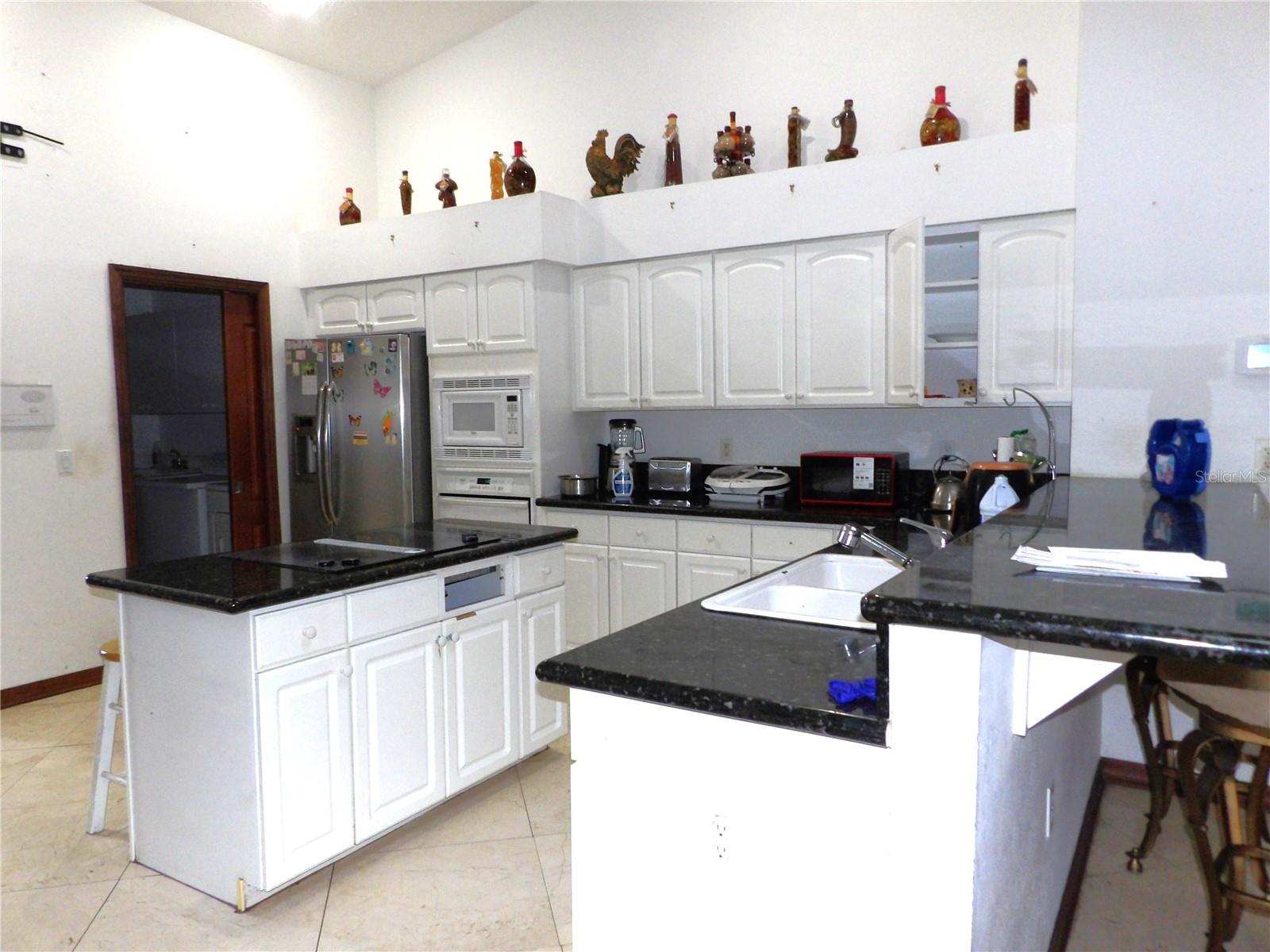 Image 13 of 50 For 2515 Hampshire Street