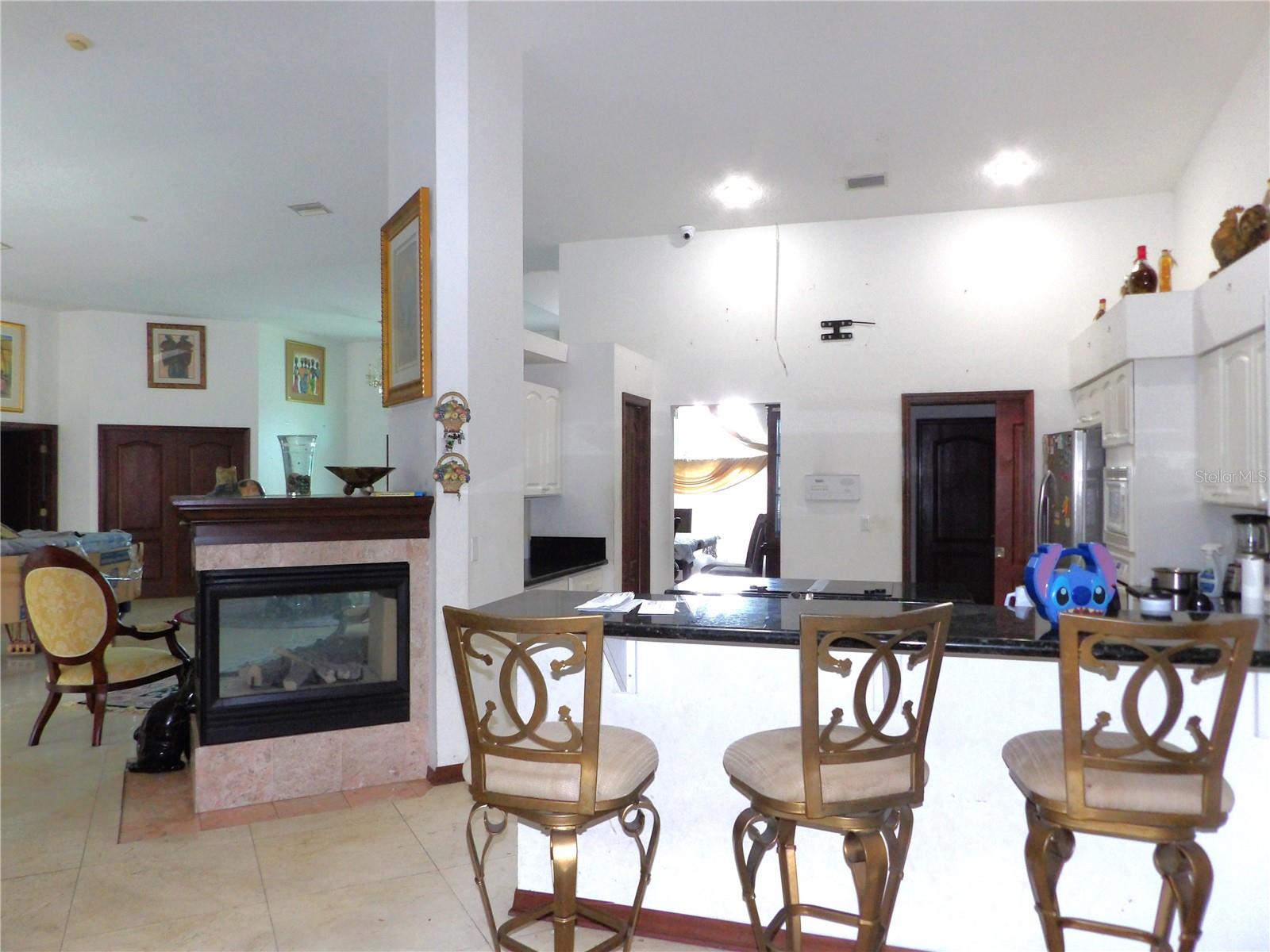 Image 15 of 50 For 2515 Hampshire Street