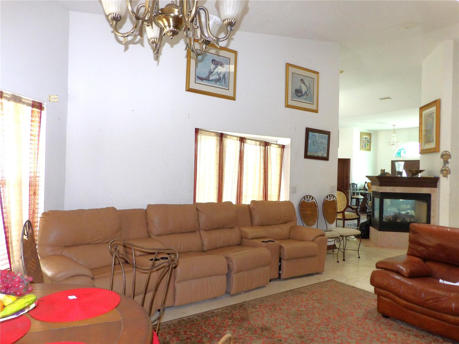 Image 27 of 50 For 2515 Hampshire Street