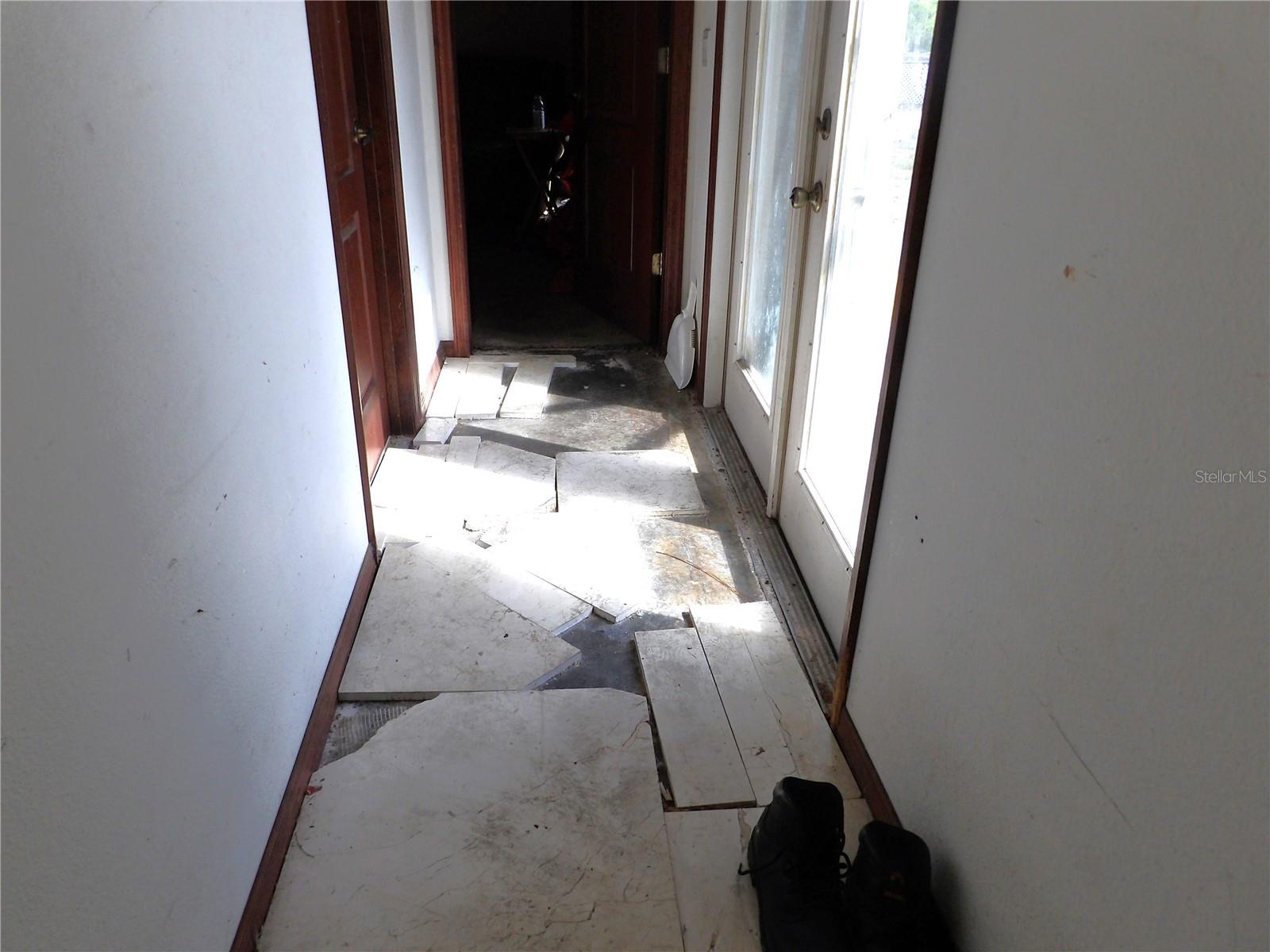 Image 34 of 50 For 2515 Hampshire Street