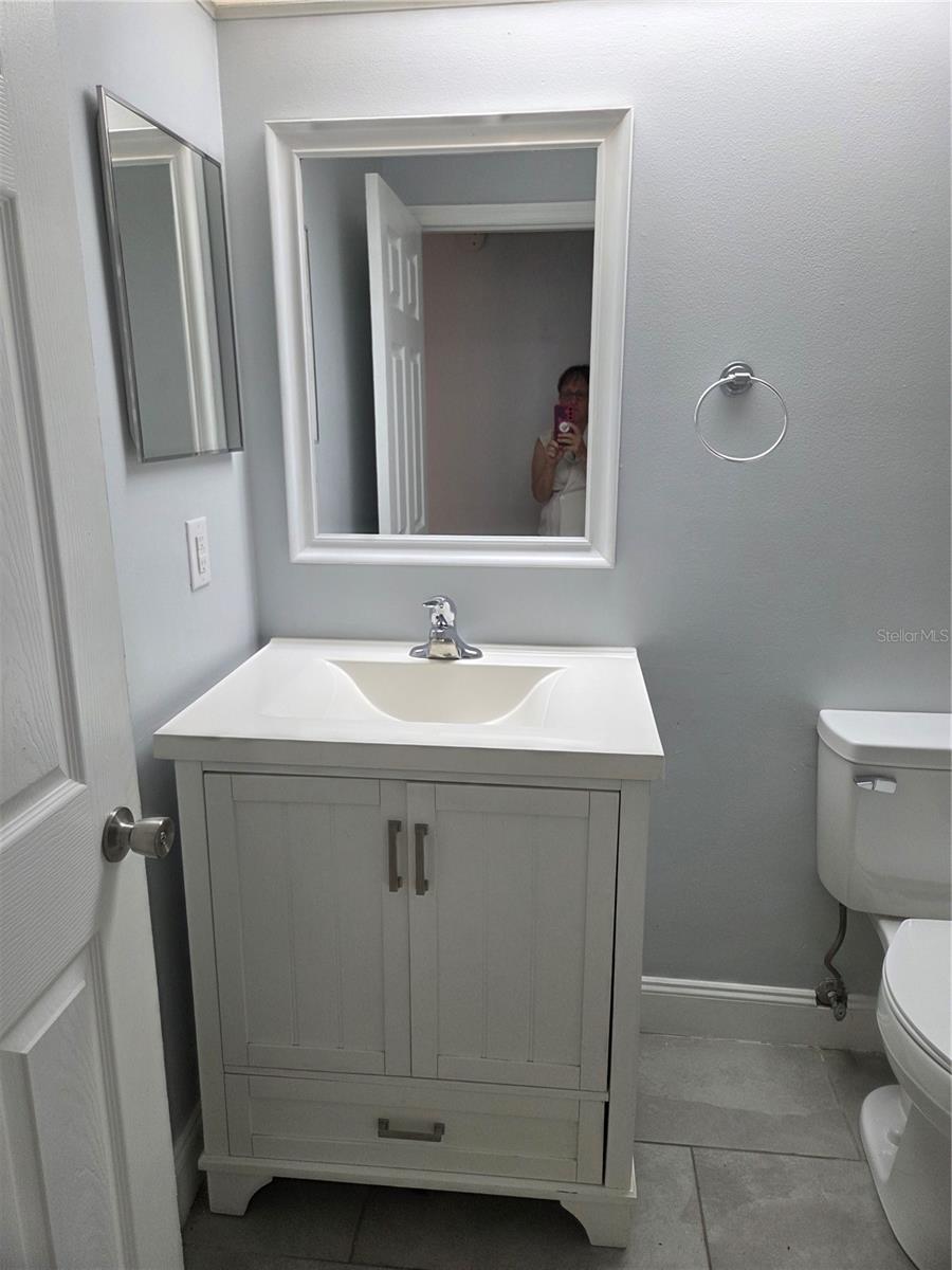 Image 11 of 38 For 807 Mclain Court