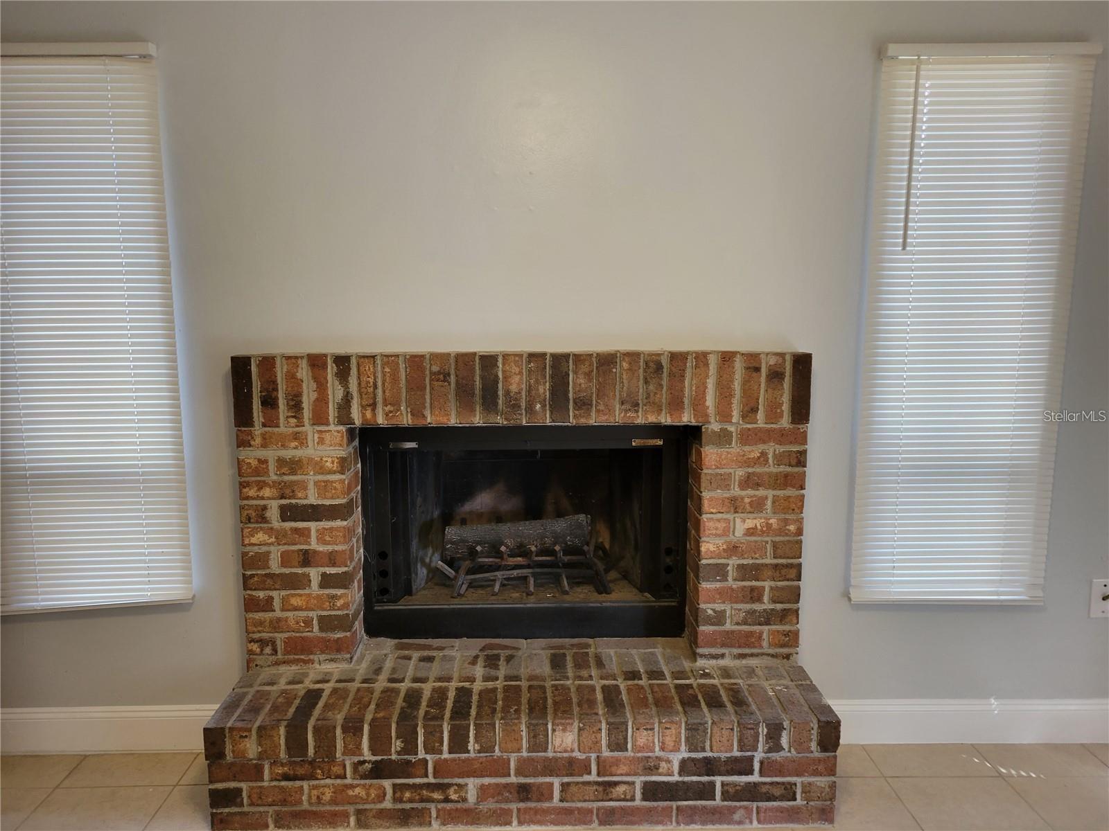 Image 7 of 38 For 807 Mclain Court