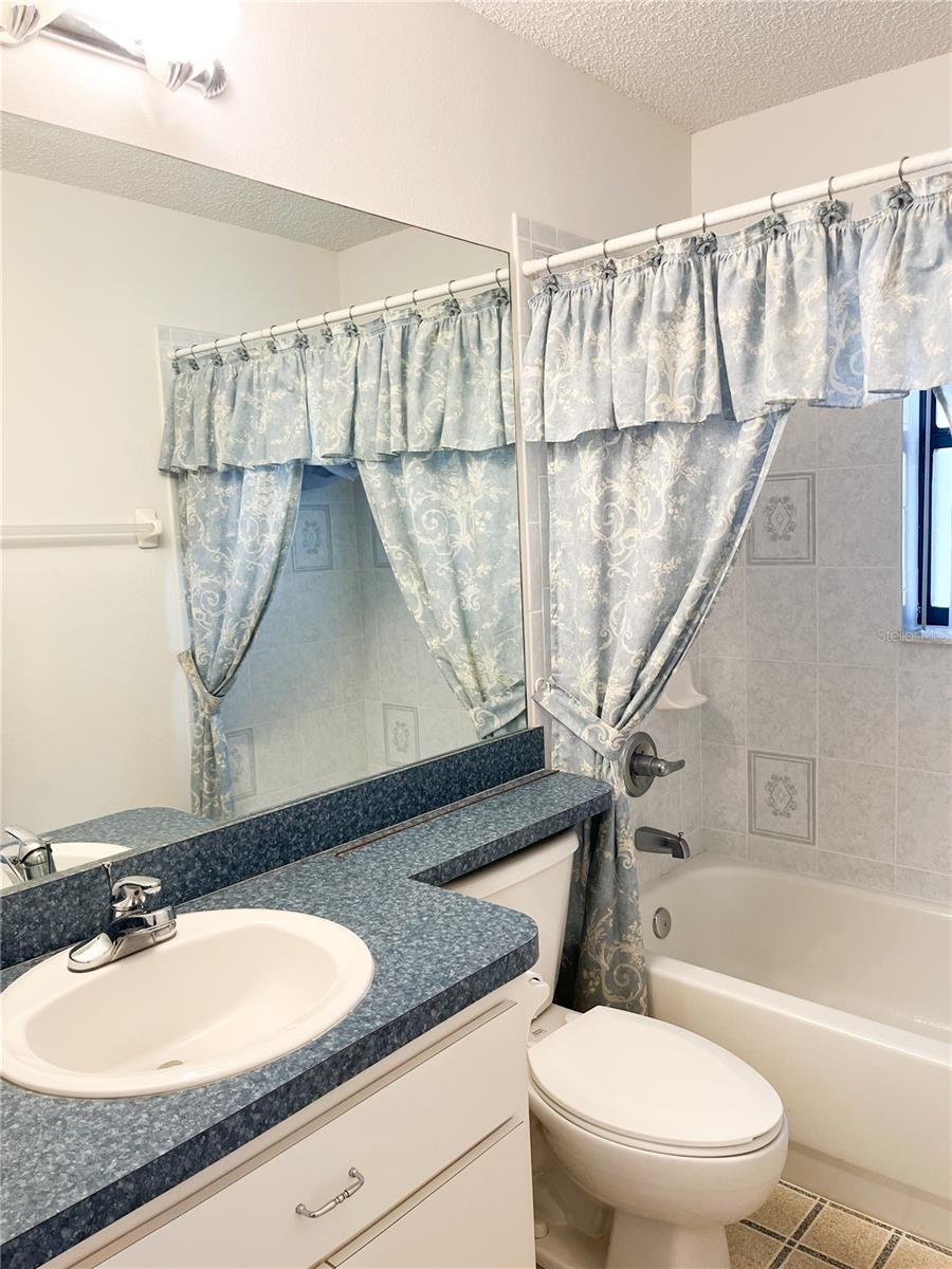 Image 20 of 22 For 7478 Cr 663  