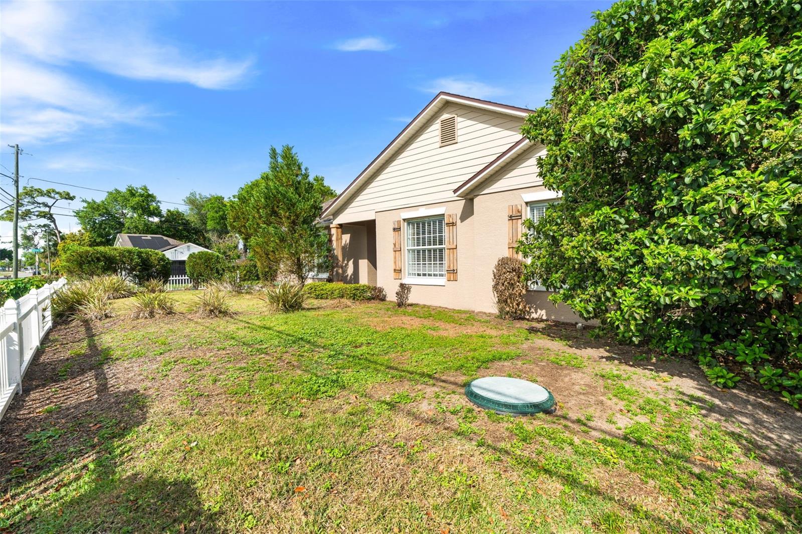 Image 25 of 32 For 870 Carlson Drive