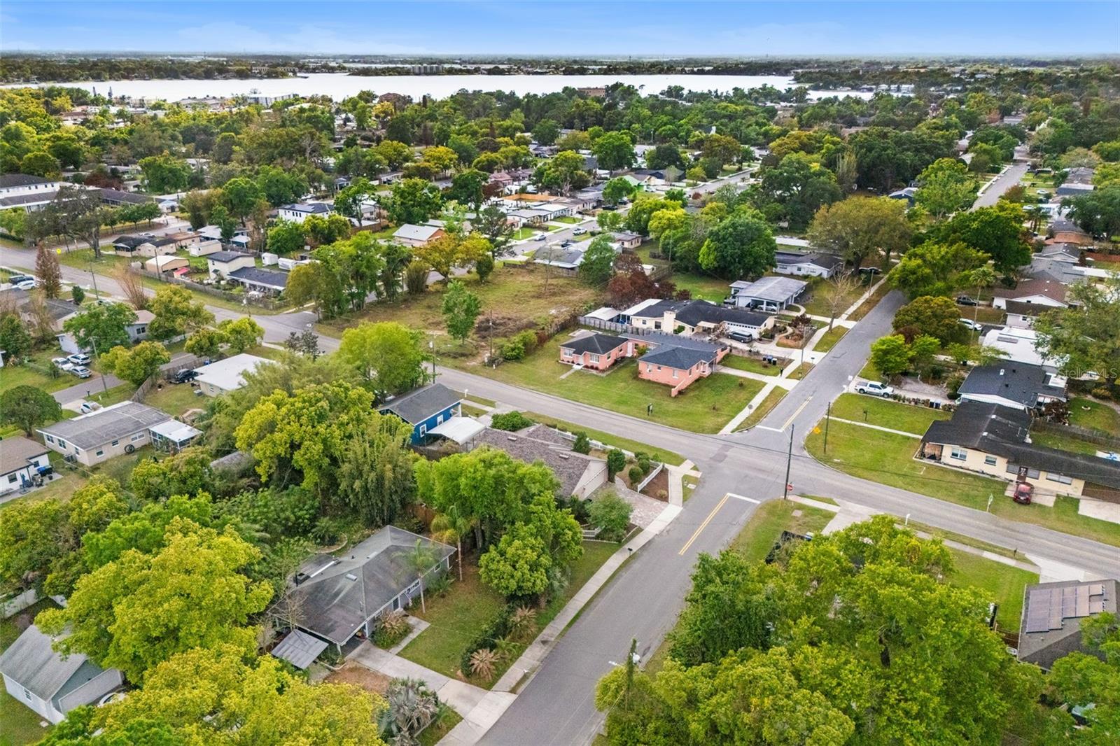 Image 31 of 32 For 870 Carlson Drive