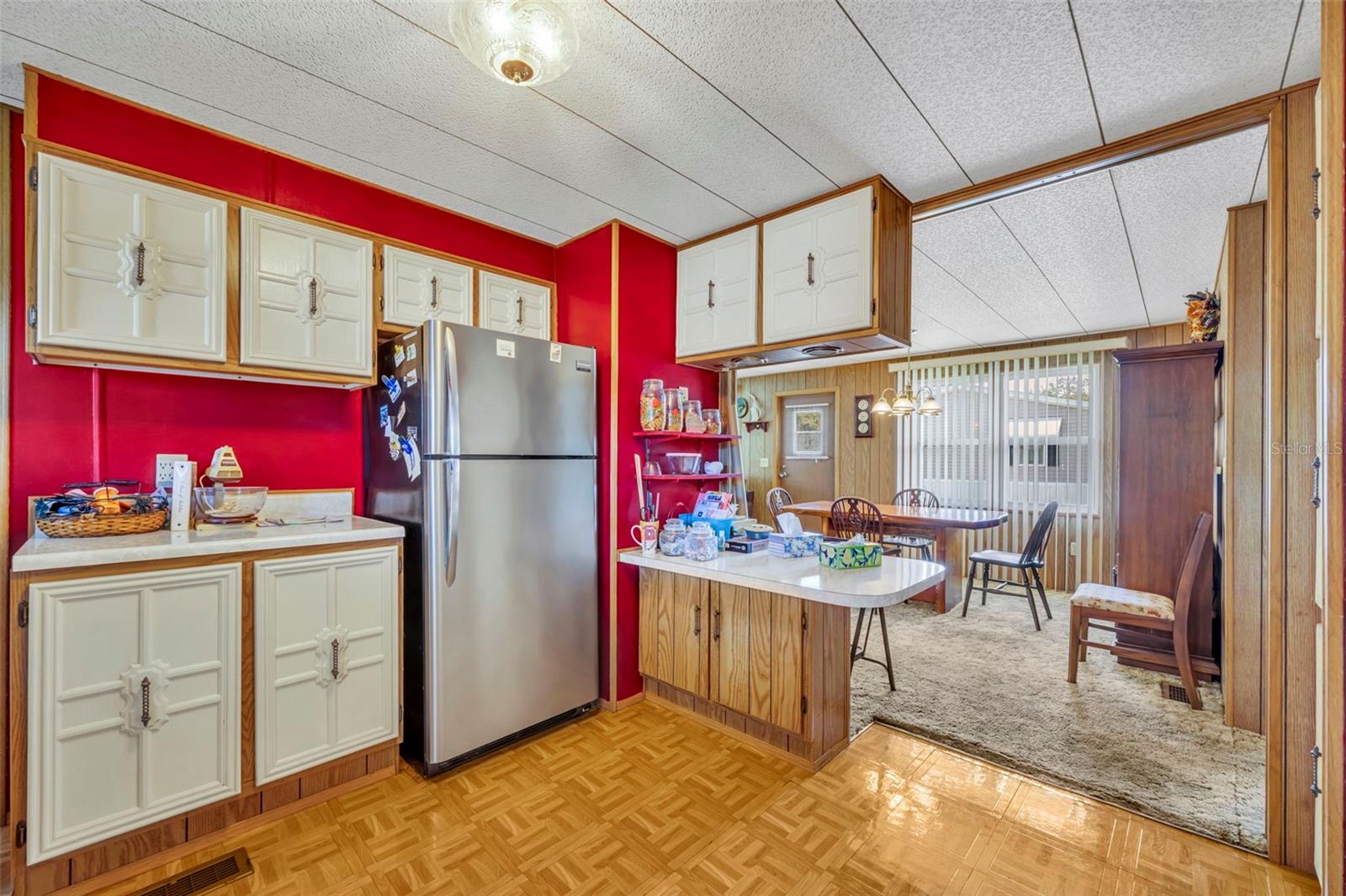 Image 16 of 49 For 270 Palai Avenue