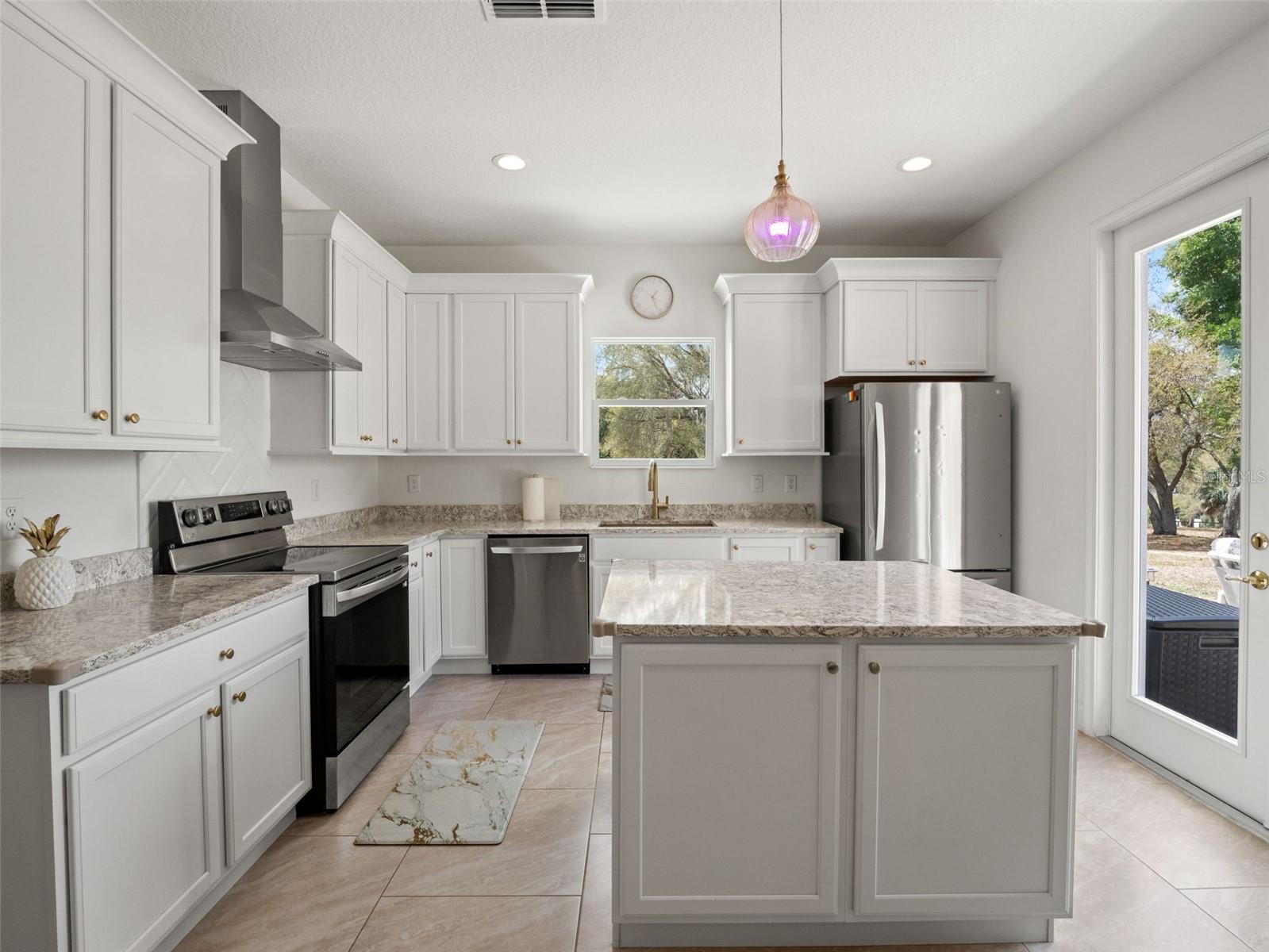 Image 11 of 46 For 11155 Cherry Lake Road