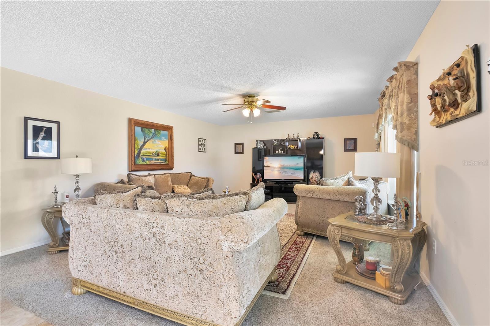 Image 10 of 55 For 16012 Horizon Court