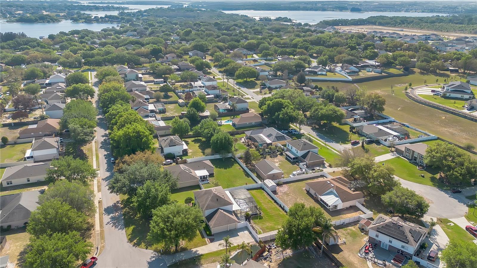 Image 36 of 55 For 16012 Horizon Court