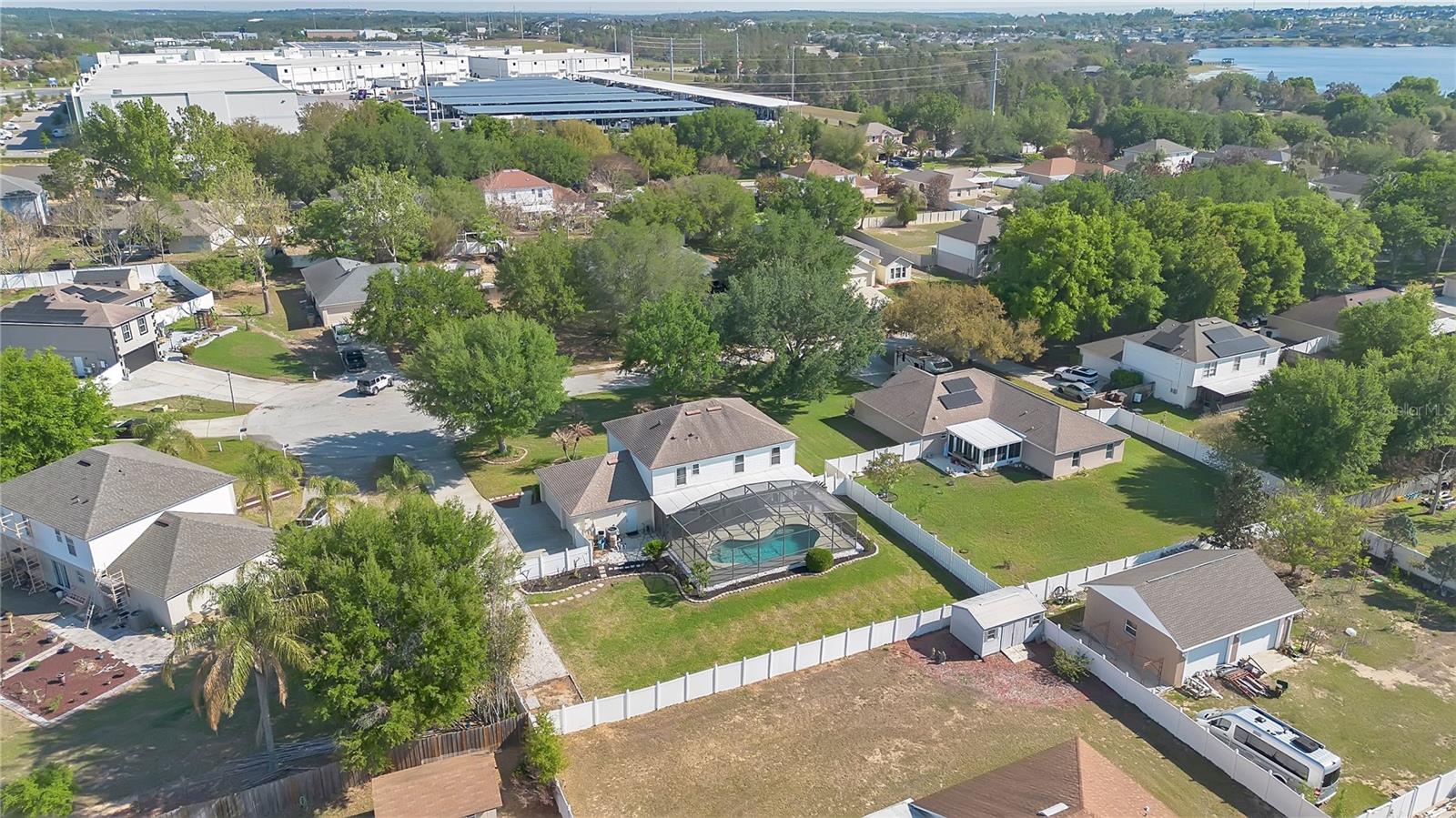 Image 38 of 55 For 16012 Horizon Court