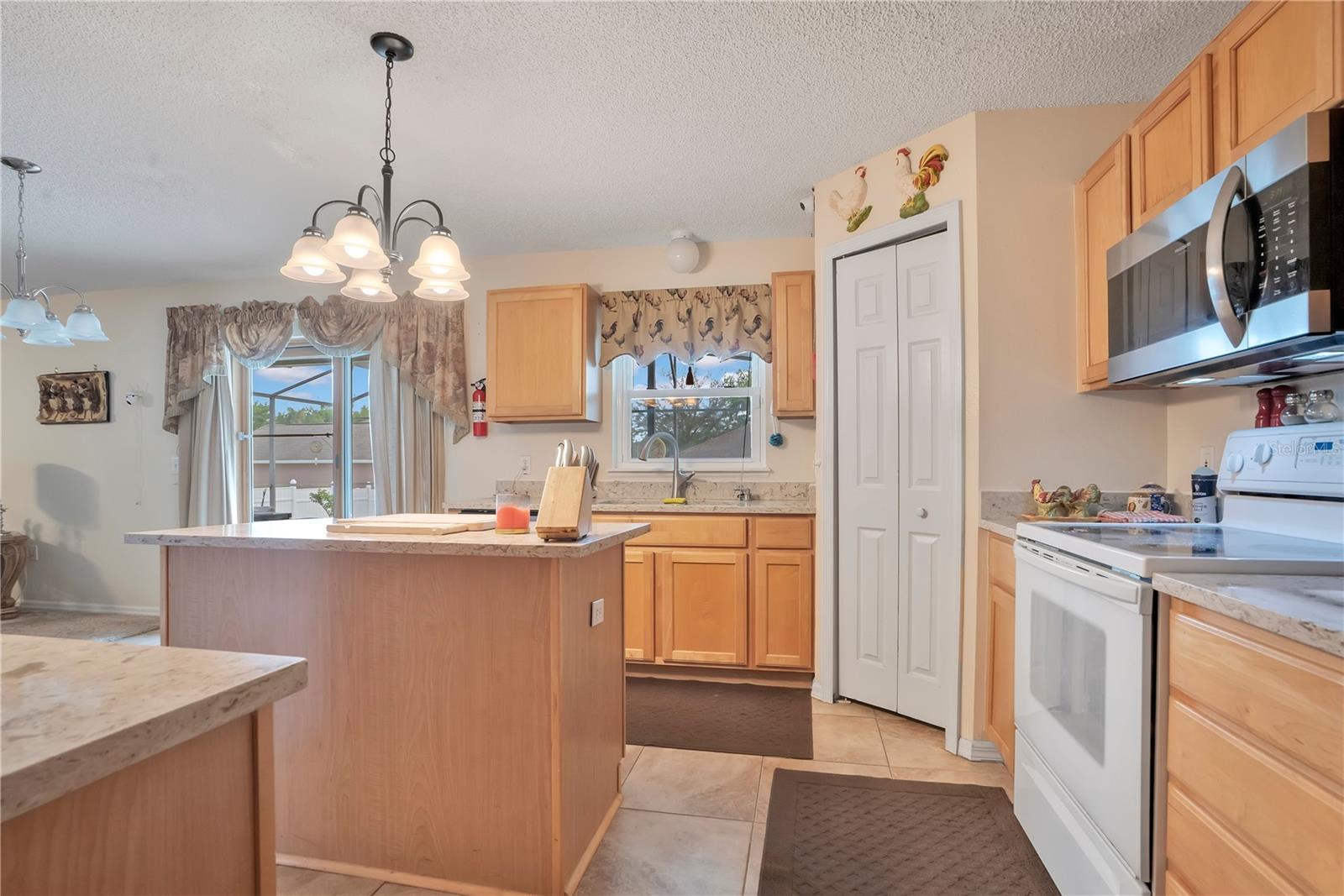 Image 46 of 55 For 16012 Horizon Court