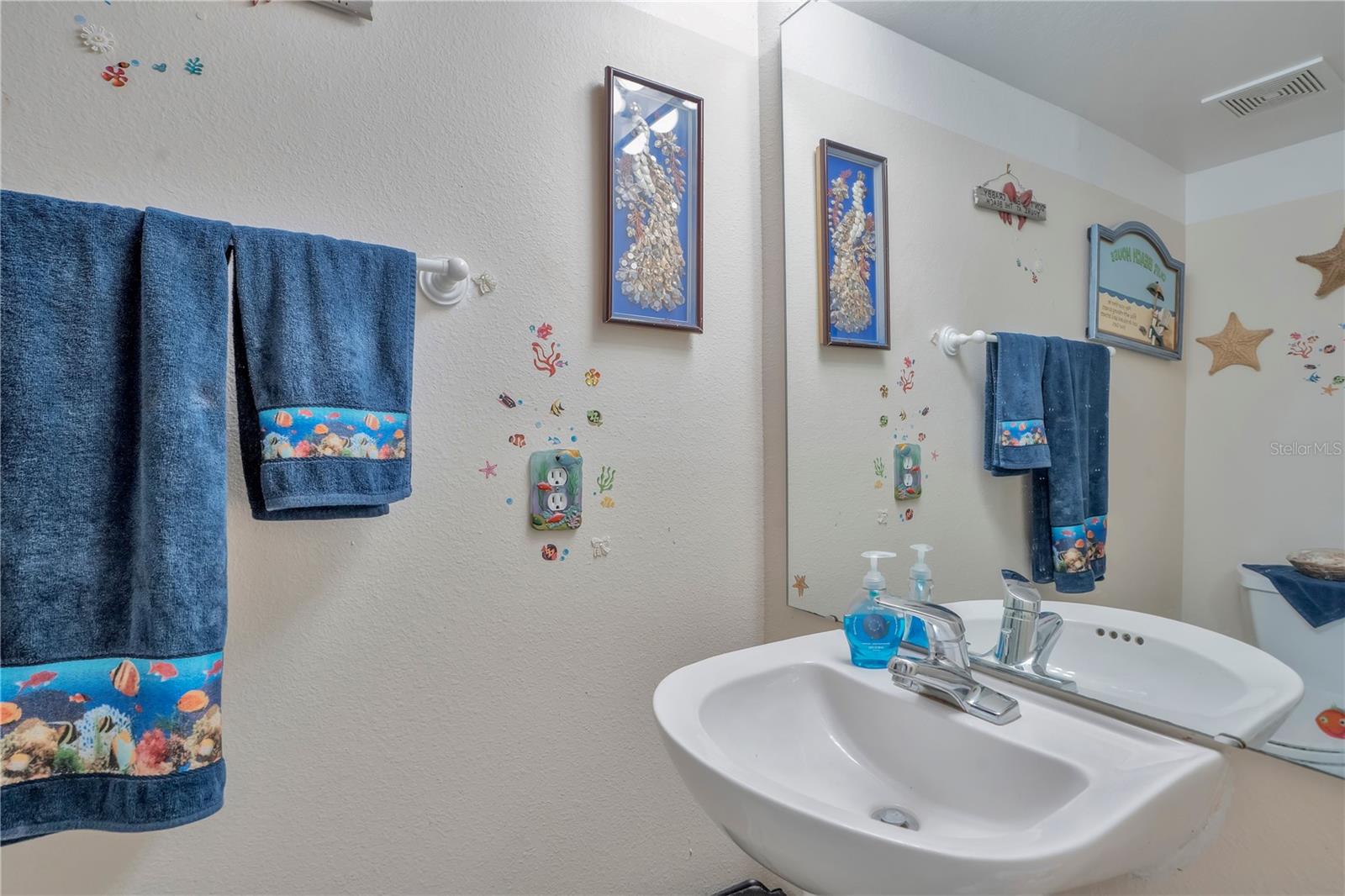 Image 54 of 55 For 16012 Horizon Court