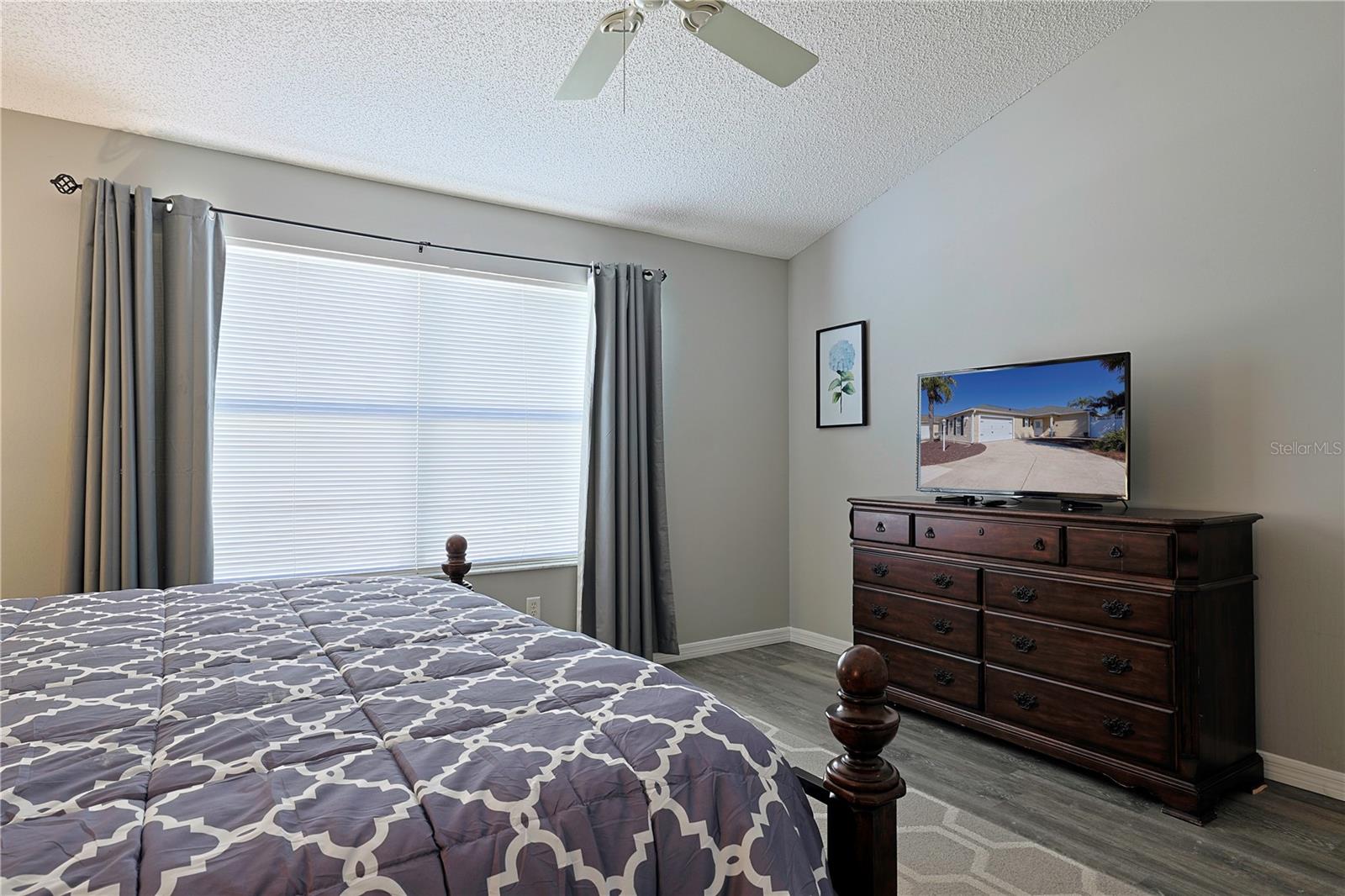 Image 15 of 27 For 1451 Rosedale Way