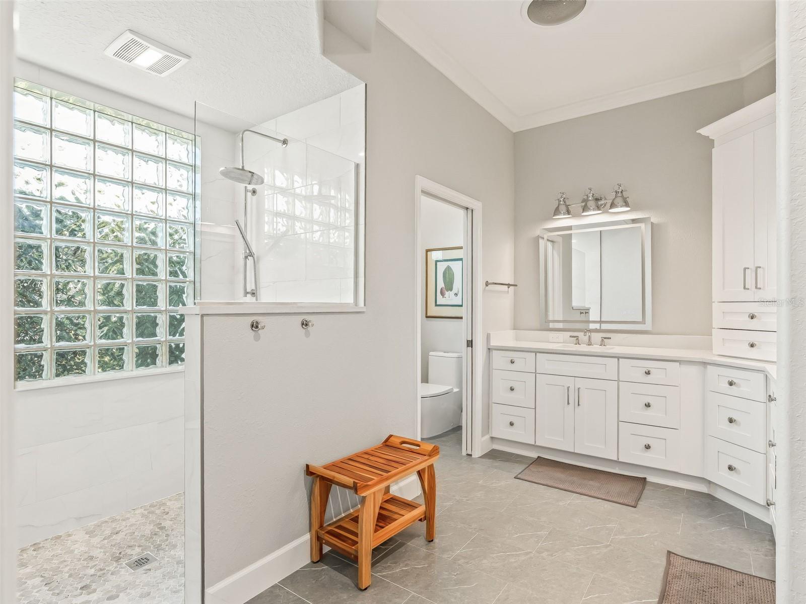 Image 42 of 86 For 1477 Blease Loop