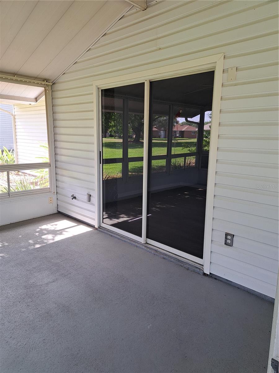 Image 22 of 29 For 5618 Rosewall Circle