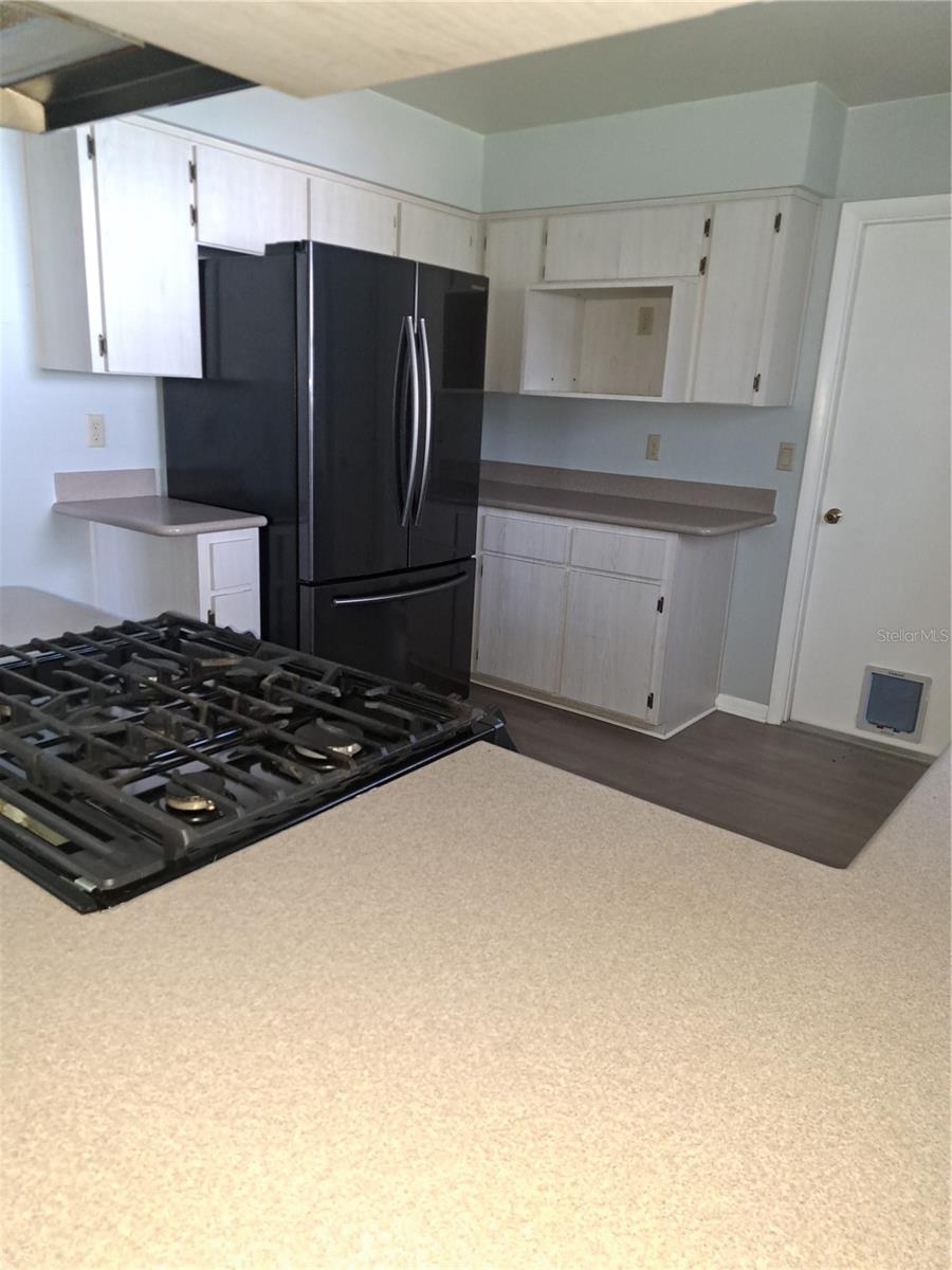 Image 6 of 29 For 5618 Rosewall Circle