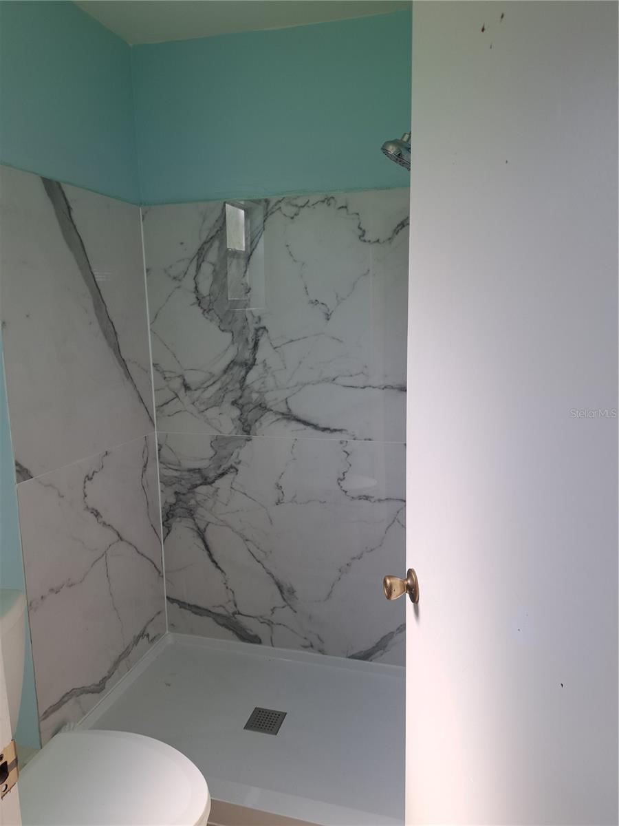 Image 9 of 29 For 5618 Rosewall Circle