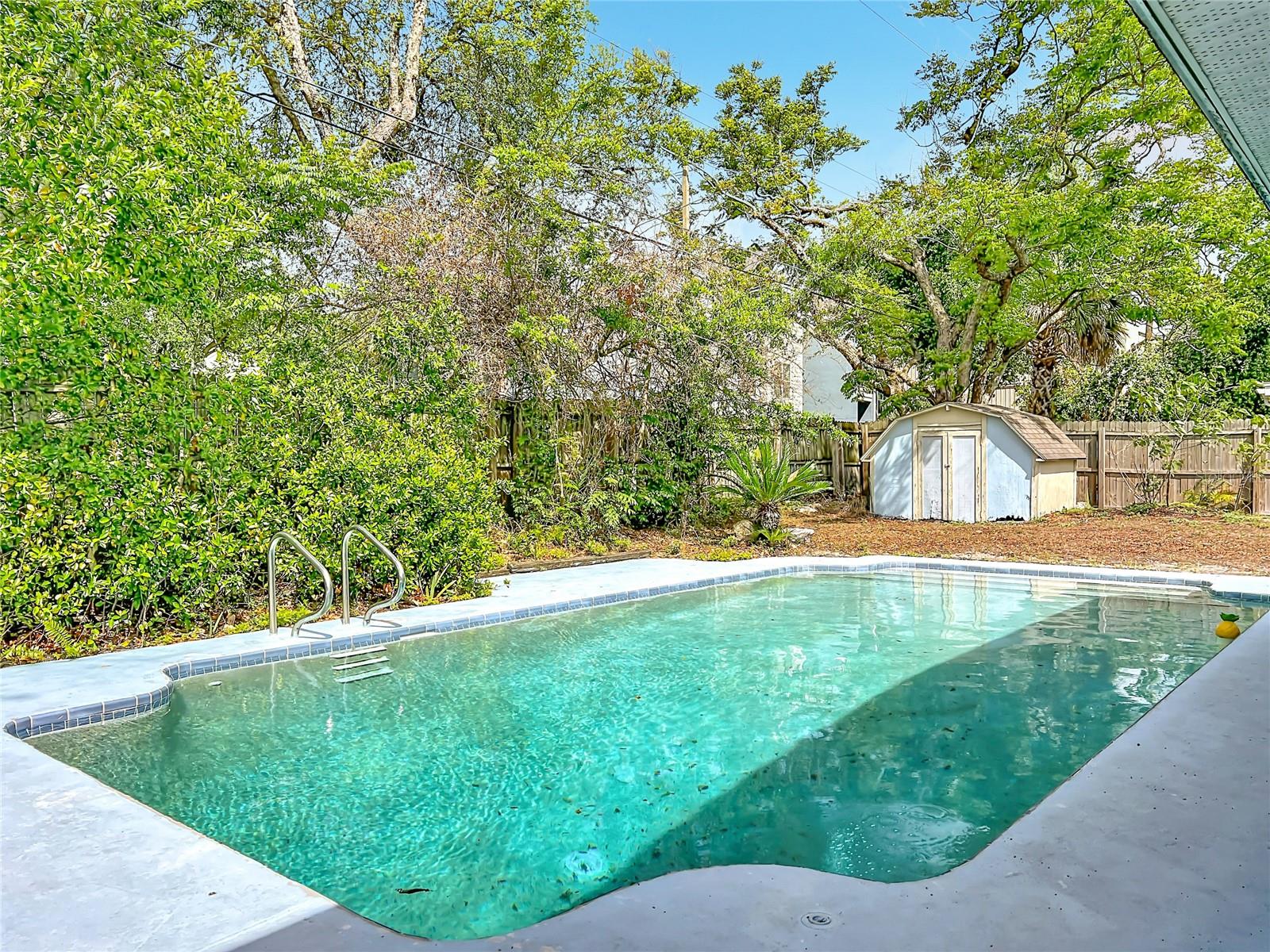 Image 34 of 43 For 1700 Edmundshire Road