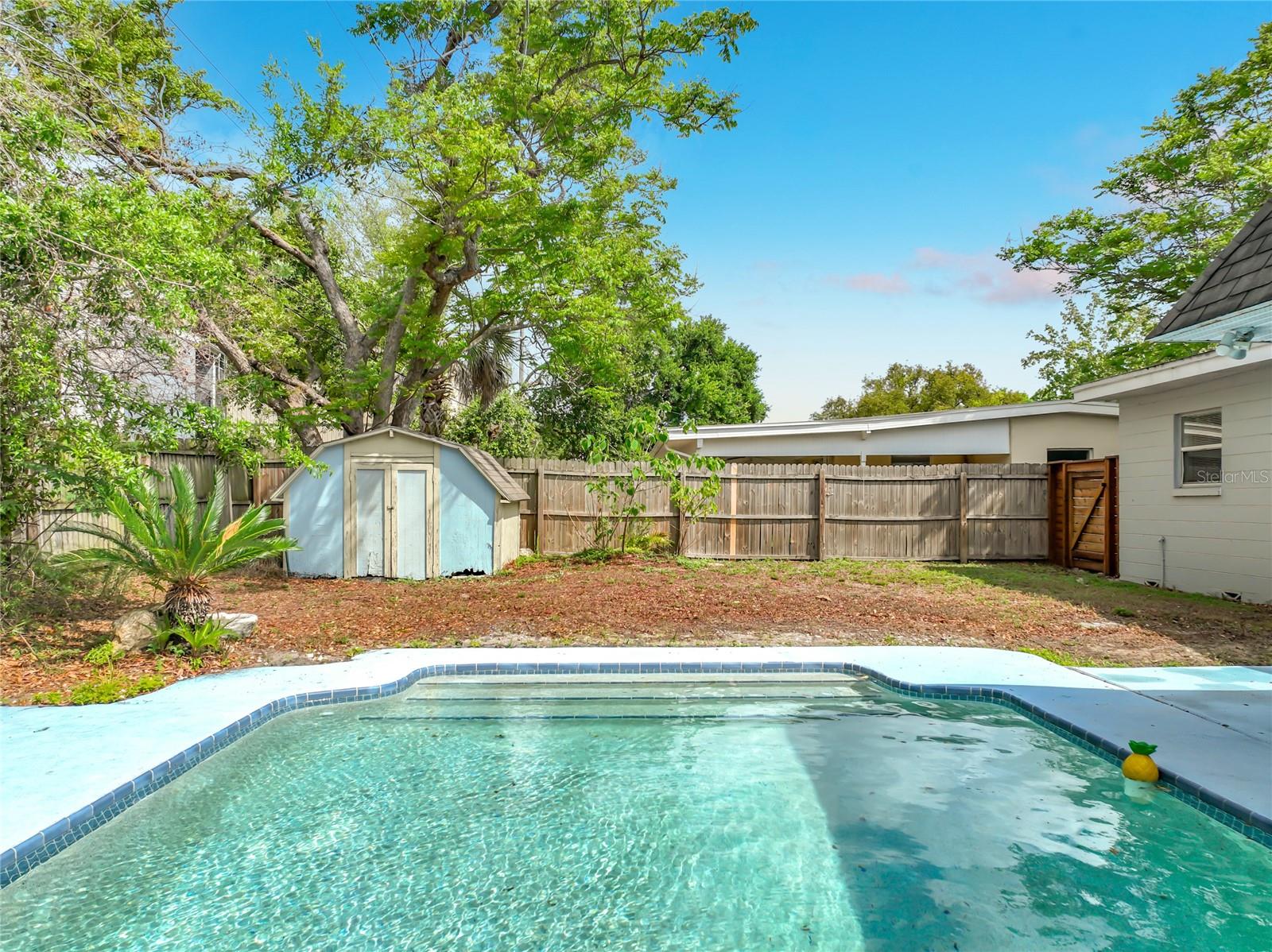 Image 36 of 43 For 1700 Edmundshire Road