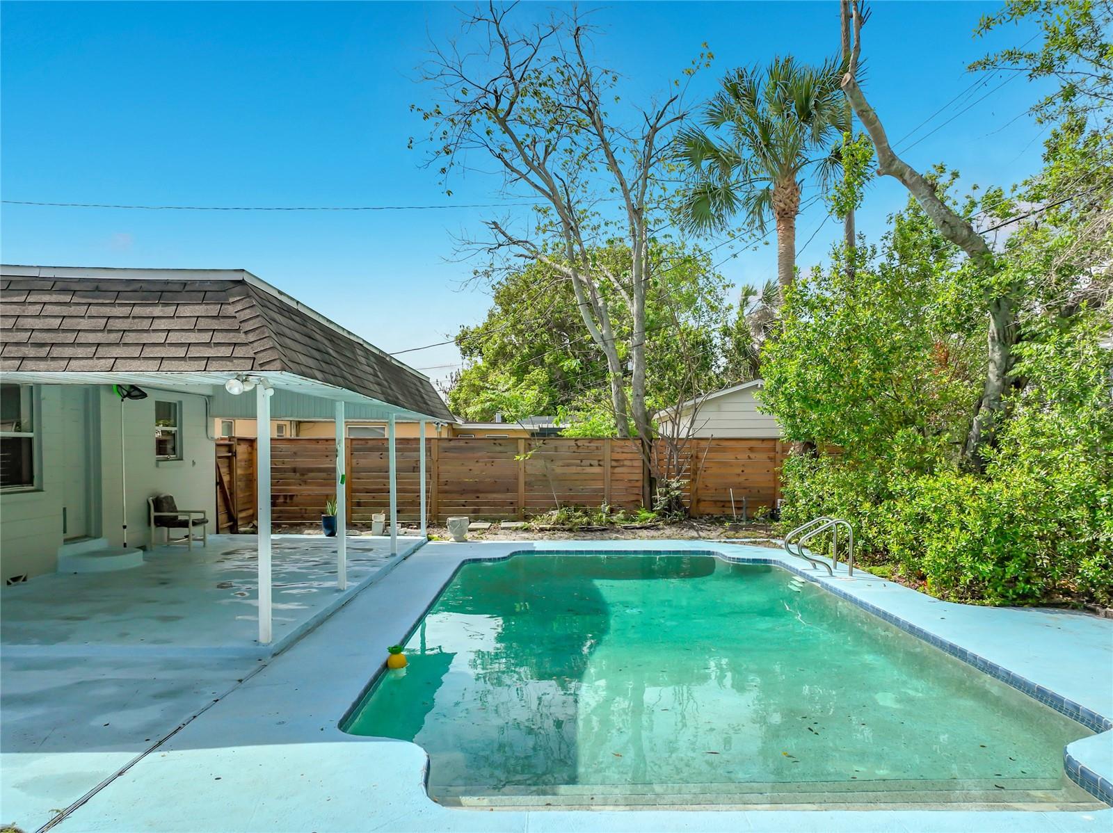 Image 38 of 43 For 1700 Edmundshire Road