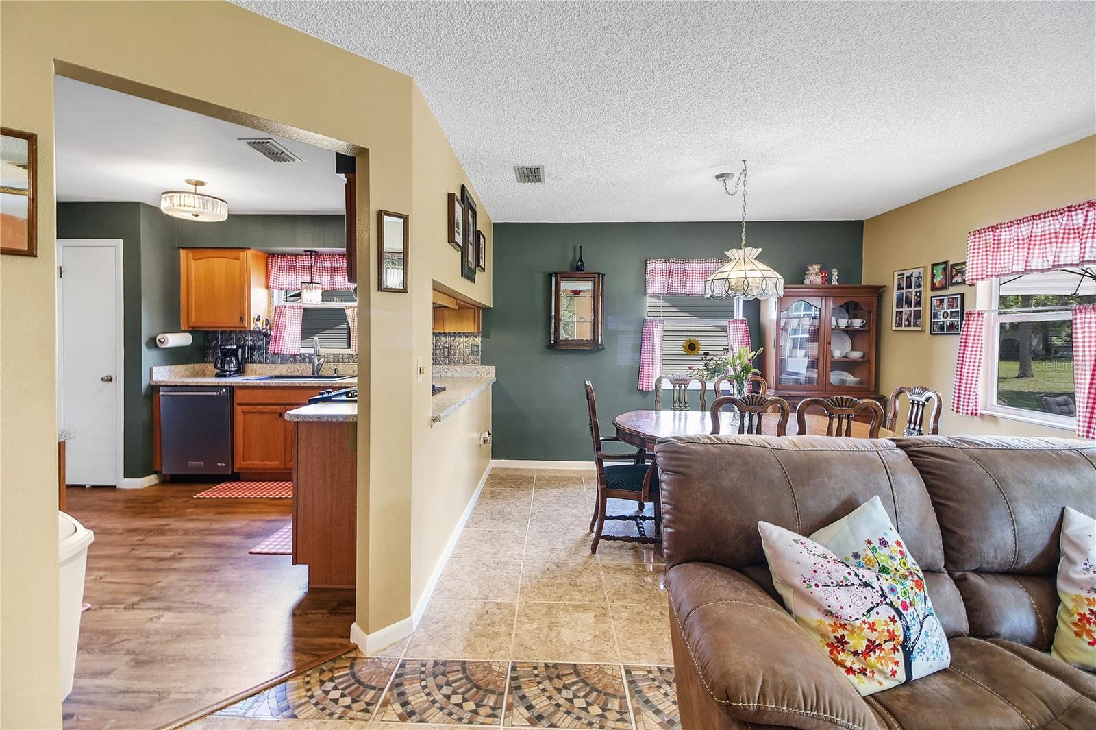 Image 27 of 62 For 2218 Orkney Drive