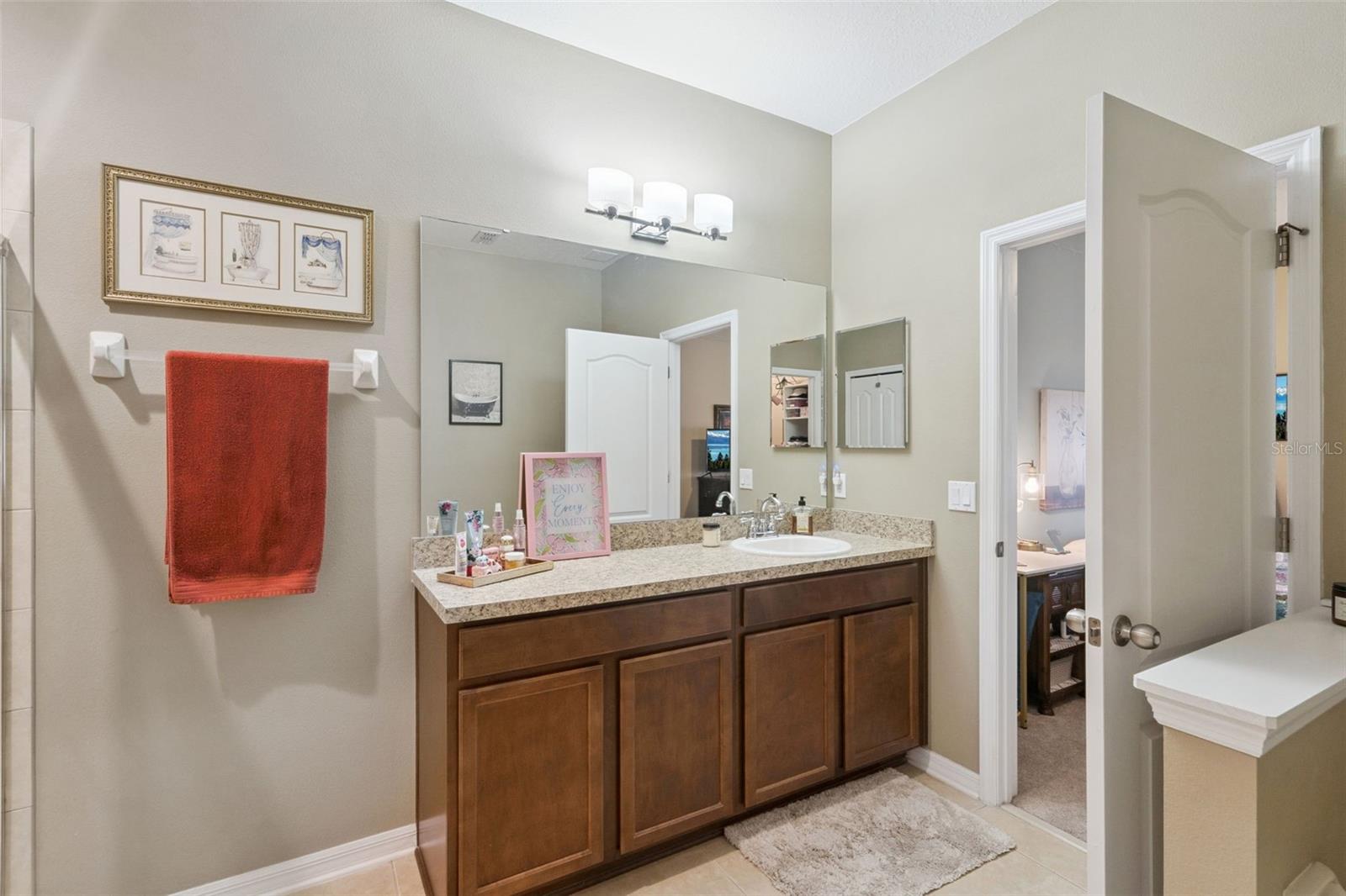 Image 25 of 48 For 706 Barefoot Bay Loop