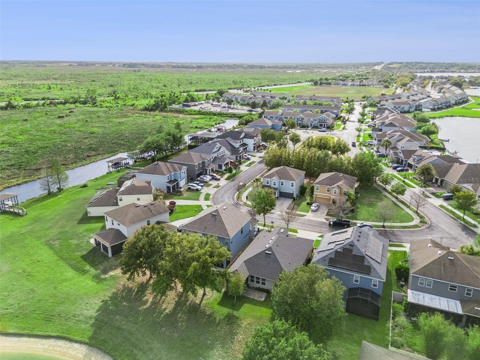 Image 35 of 48 For 706 Barefoot Bay Loop