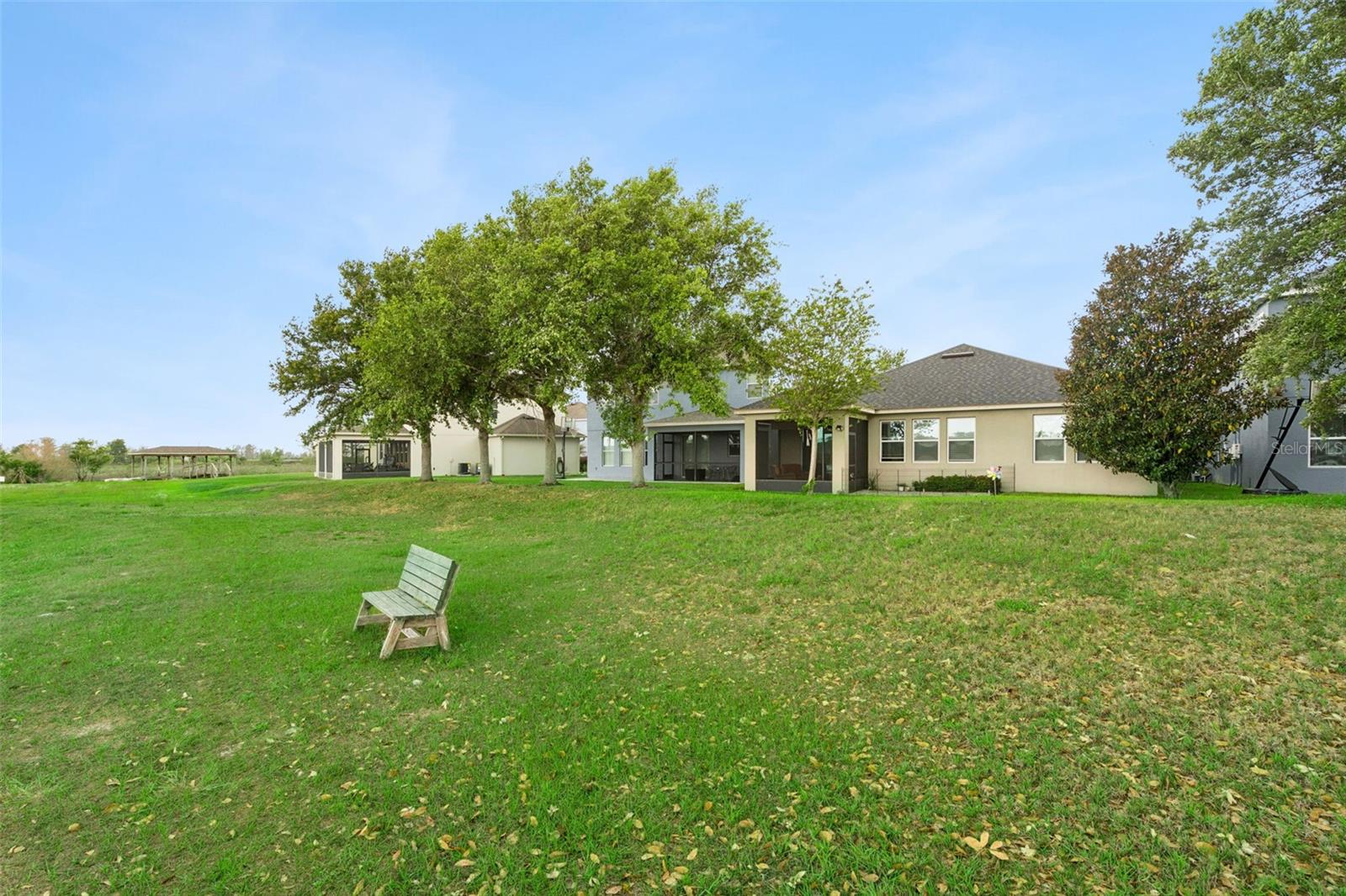 Image 7 of 48 For 706 Barefoot Bay Loop