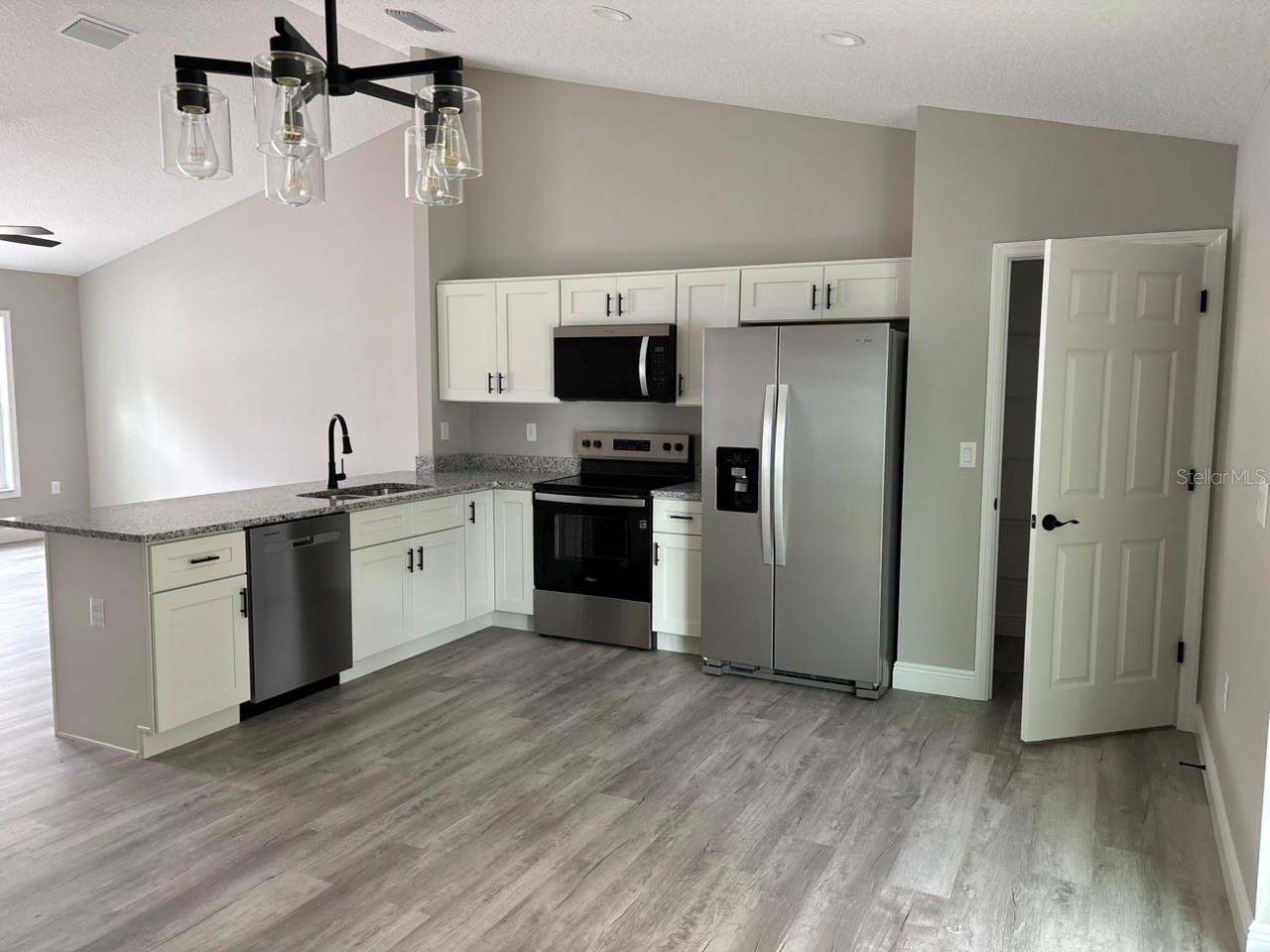 Image 13 of 29 For 8949 Cortlandt Drive