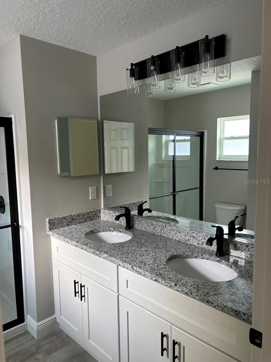 Image 19 of 29 For 8949 Cortlandt Drive