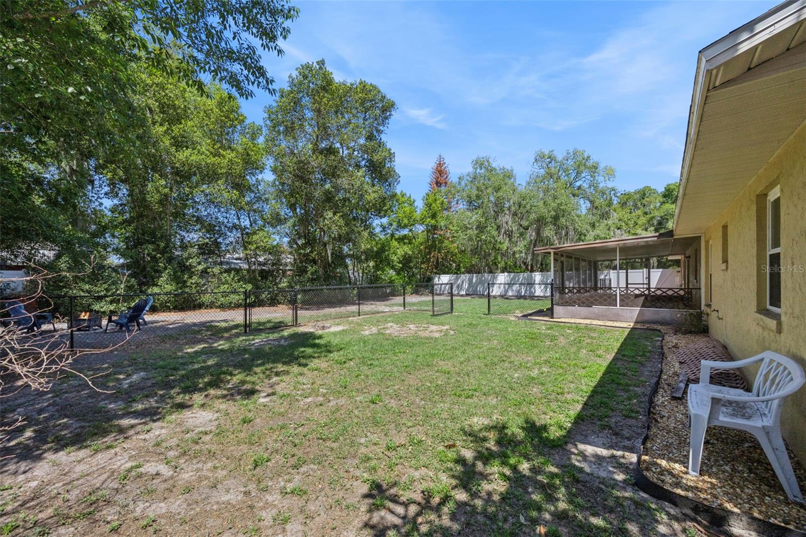 Image 17 of 50 For 80 Whitcomb Avenue