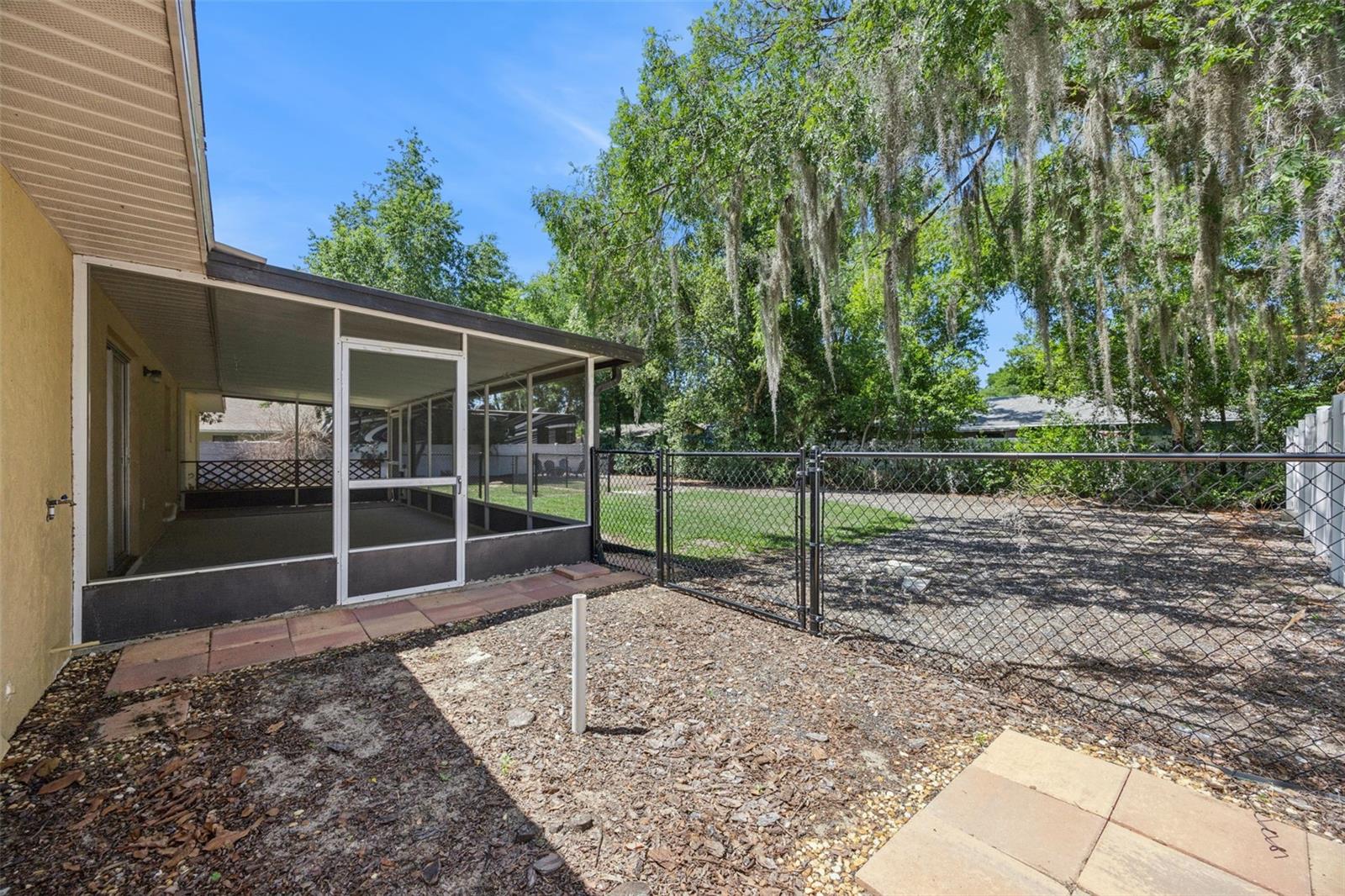 Image 40 of 50 For 80 Whitcomb Avenue