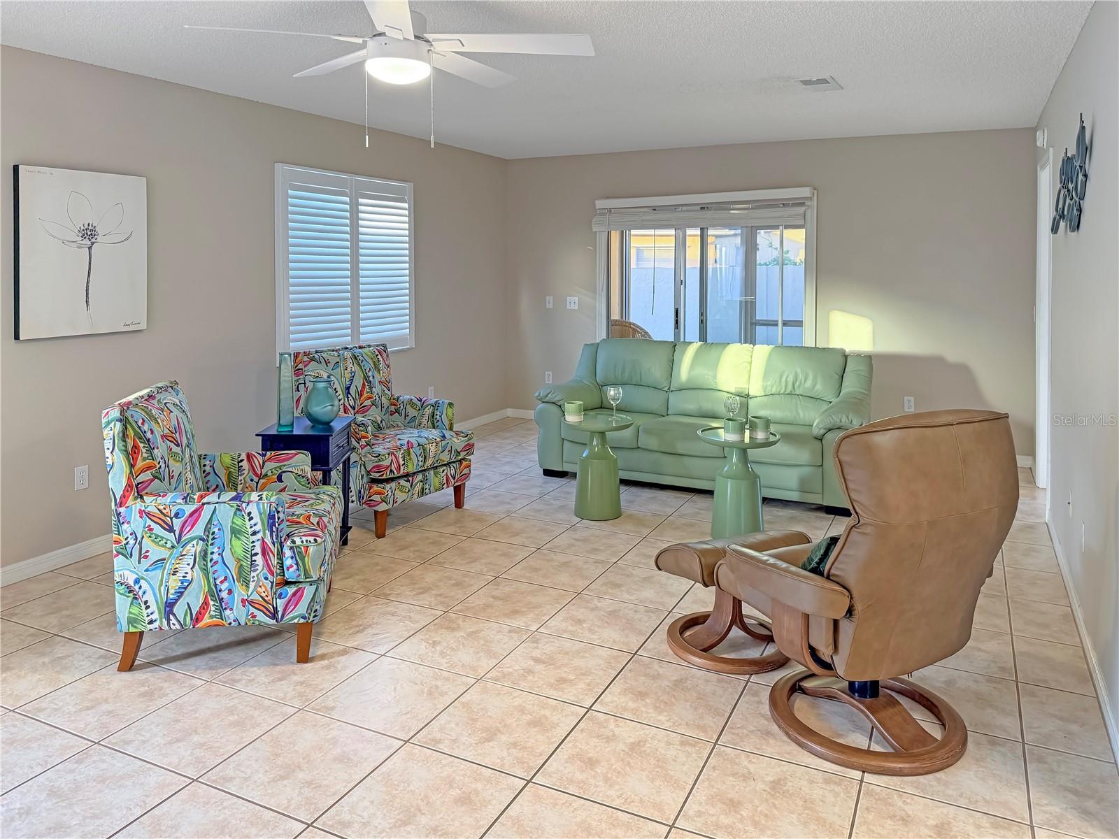 Image 7 of 20 For 408 Duarte Lane